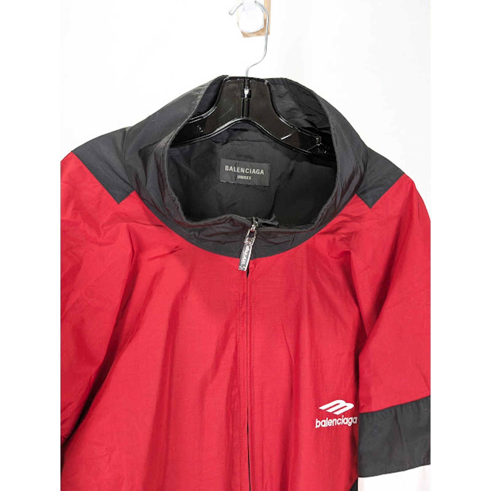 Balenciaga o1rshd1 Off Shoulder Tracksuit Jacket in Black Size US S / EU 44-46 / 1 - 4 Thumbnail