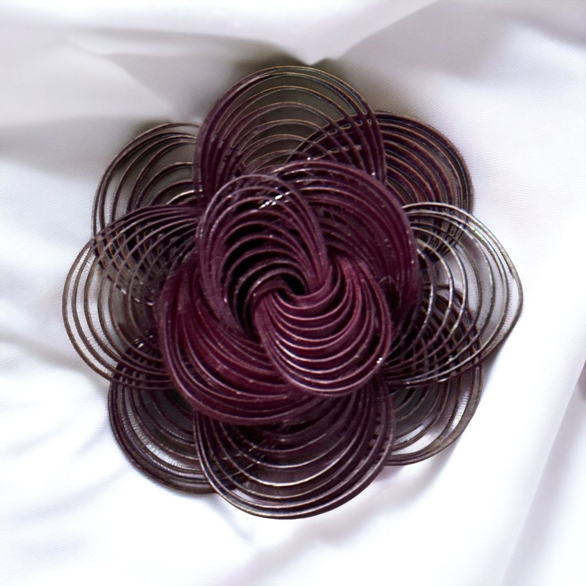 Vintage Vintage bamboo loopy flower brooch Size ONE SIZE - 1 Thumbnail