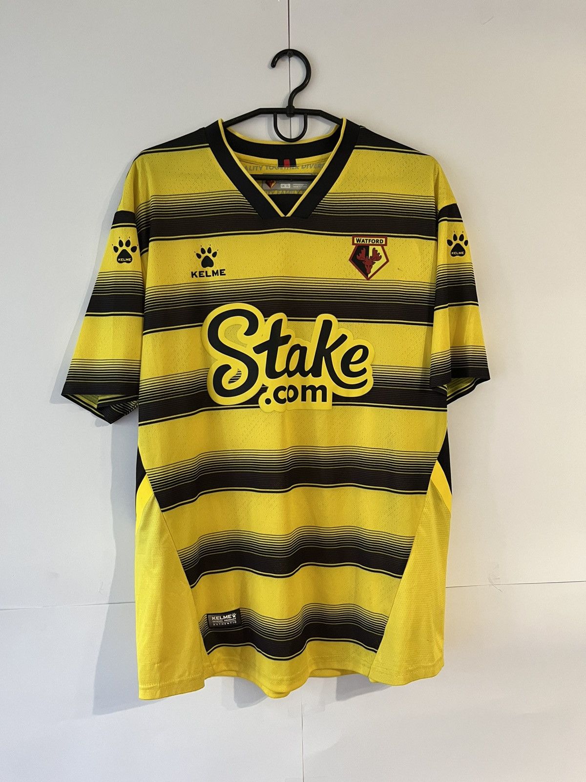 Other Kelme Watford Home Football Jersey Size US XL / EU 56 / 4 - 1 Thumbnail