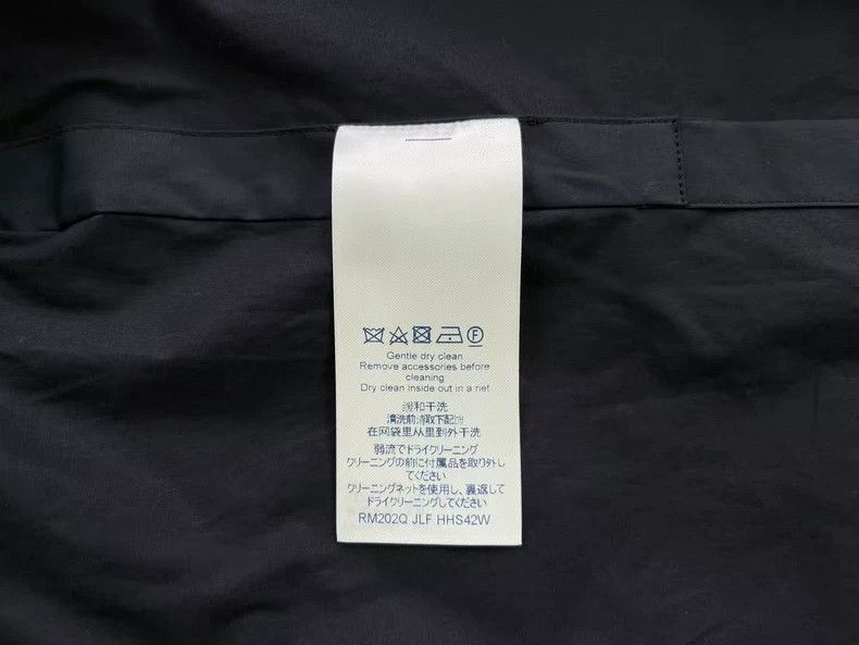 Louis Vuitton Louis Vuitton Louis Vuitton Black Tactical MultiPocket Shi Size US XS / EU 42 / 0 - 2 Thumbnail