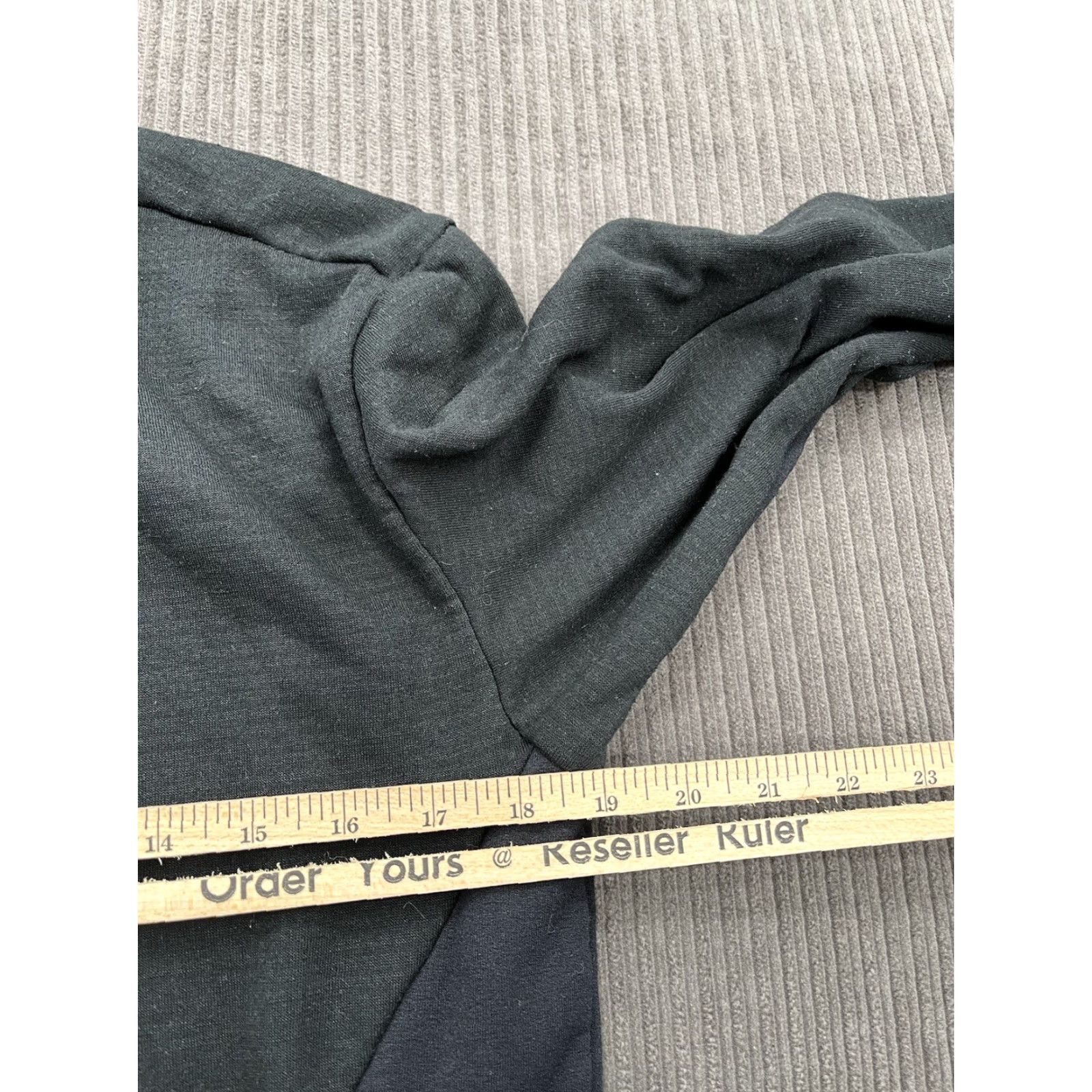 Patagonia VINTAGE Patagonia Sweater Women Medium Black Polyester 1/4 Zip Lightweight Pockets Outdoor Pullover Size M / US 6-8 / IT 42-44 - 4 Thumbnail
