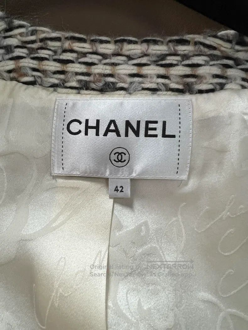 Chanel Chanel 18K Forest Series White and Brown Woven Two-pocket Size M / US 6-8 / IT 42-44 - 7 Thumbnail