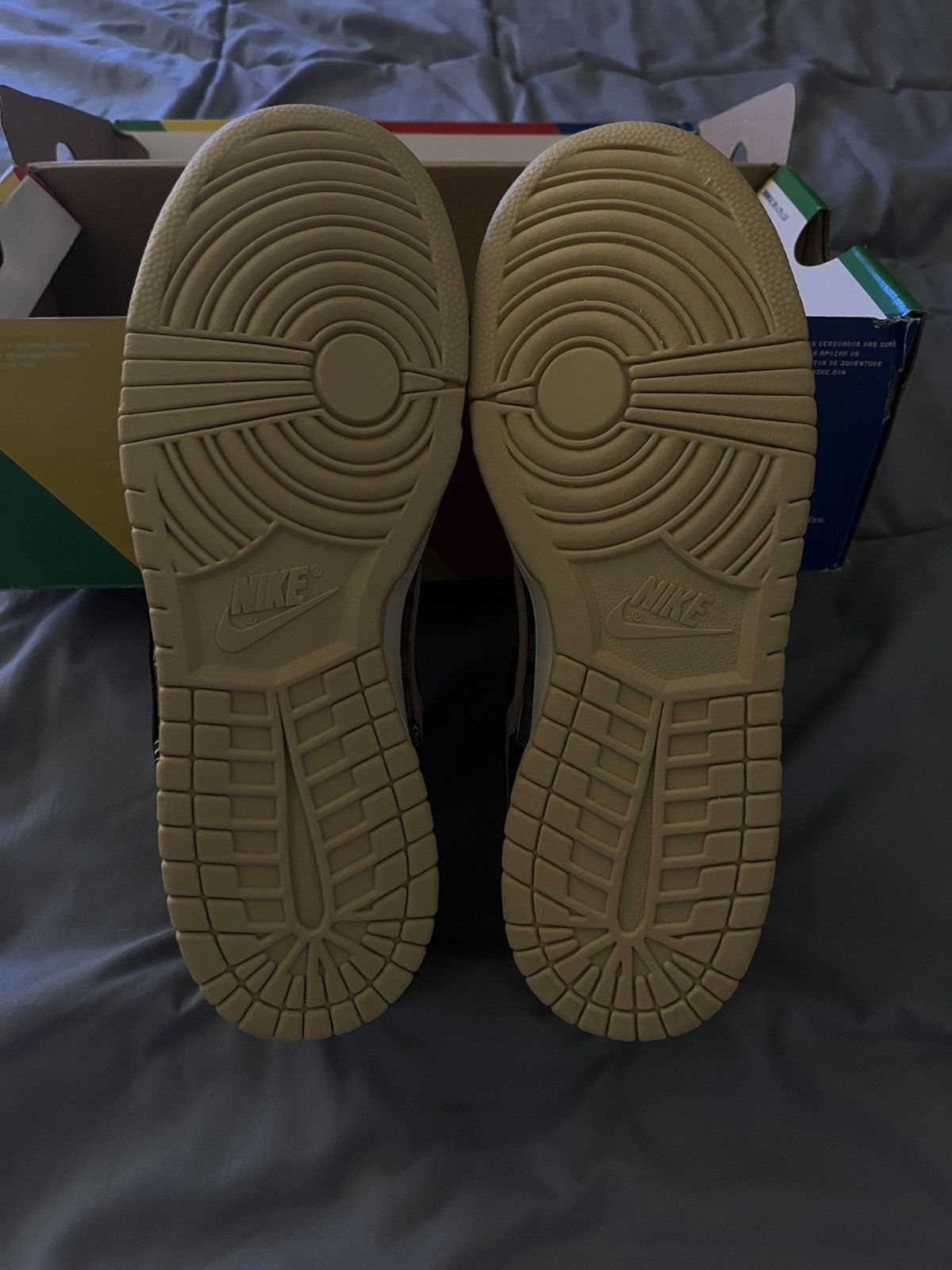 Nike × Travis Scott Travis Scott x Nike SB Dunk Low BRAND NEW Size US 8 / EU 41 - 5 Thumbnail
