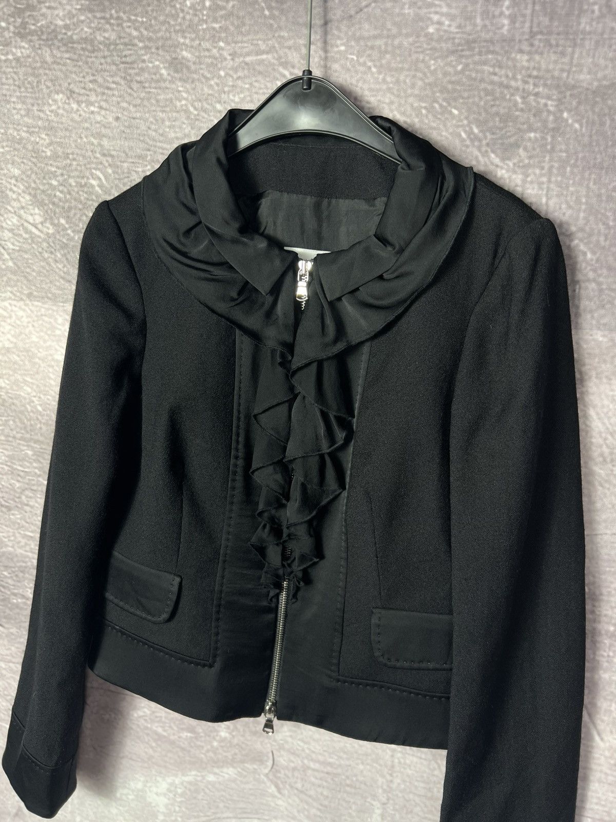 Moschino Moschino Chip And Chic Wool Cropped Zip Blazer Jacket Size M / US 6-8 / IT 42-44 - 4 Thumbnail