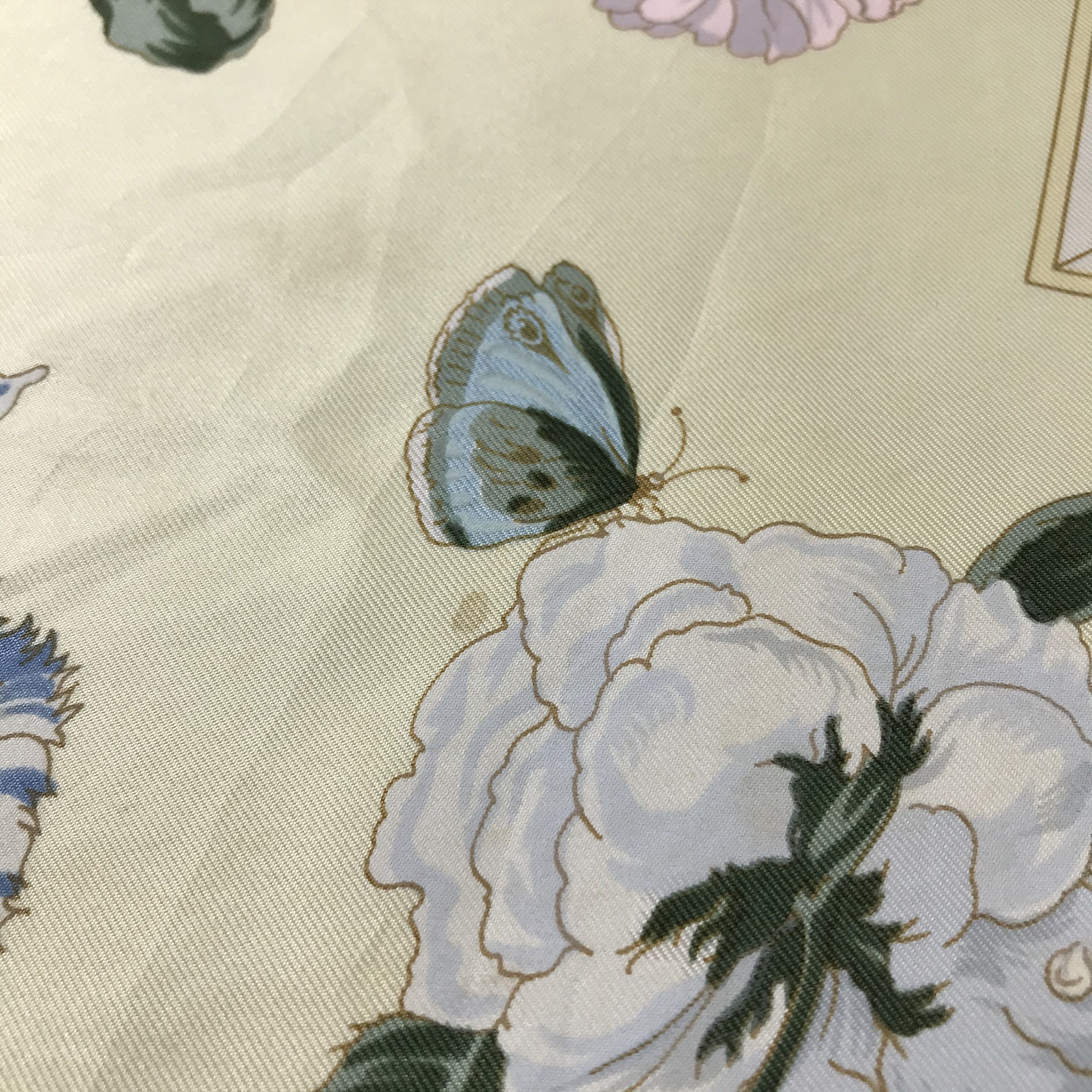 Vintage Hermes Silk Scarf Quai Aux Fleurs Floral Baroque -M09 Size ONE SIZE - 8 Thumbnail