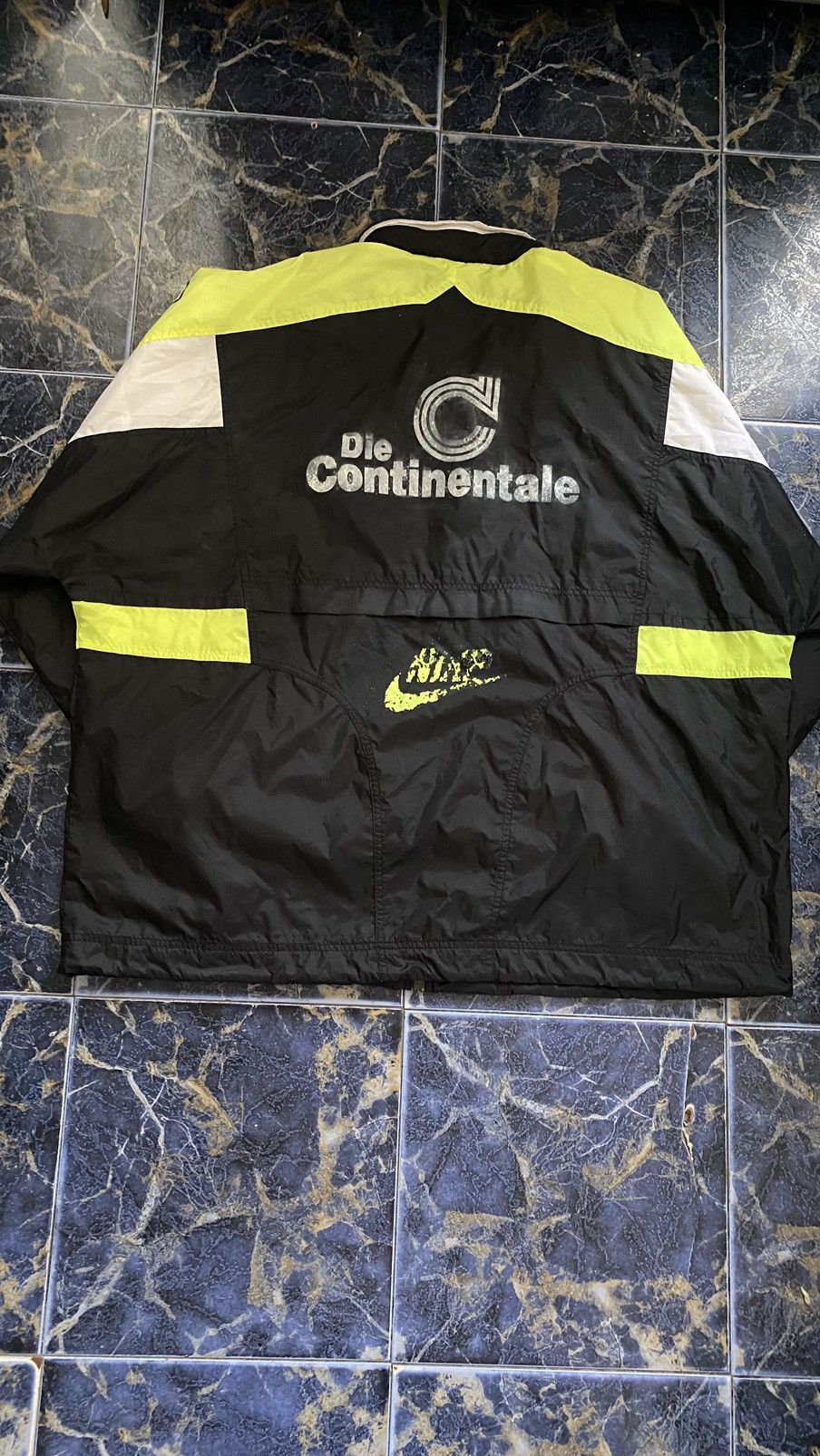 Nike Rare Vintage 1996-97 Borussia Dortmund Nike windbreaker Size US XXL / EU 58 / 5 - 8 Thumbnail