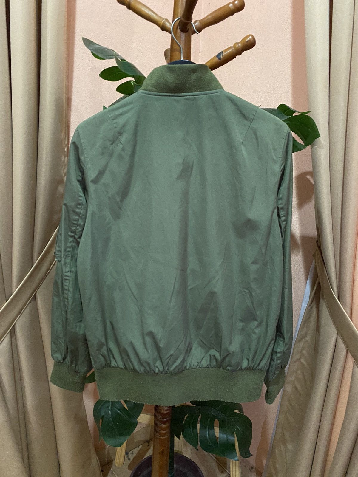 Japanese Brand Classic Green Bomber Jacket by TEMPTATION - Modern Style Size US M / EU 48-50 / 2 - 8 Thumbnail