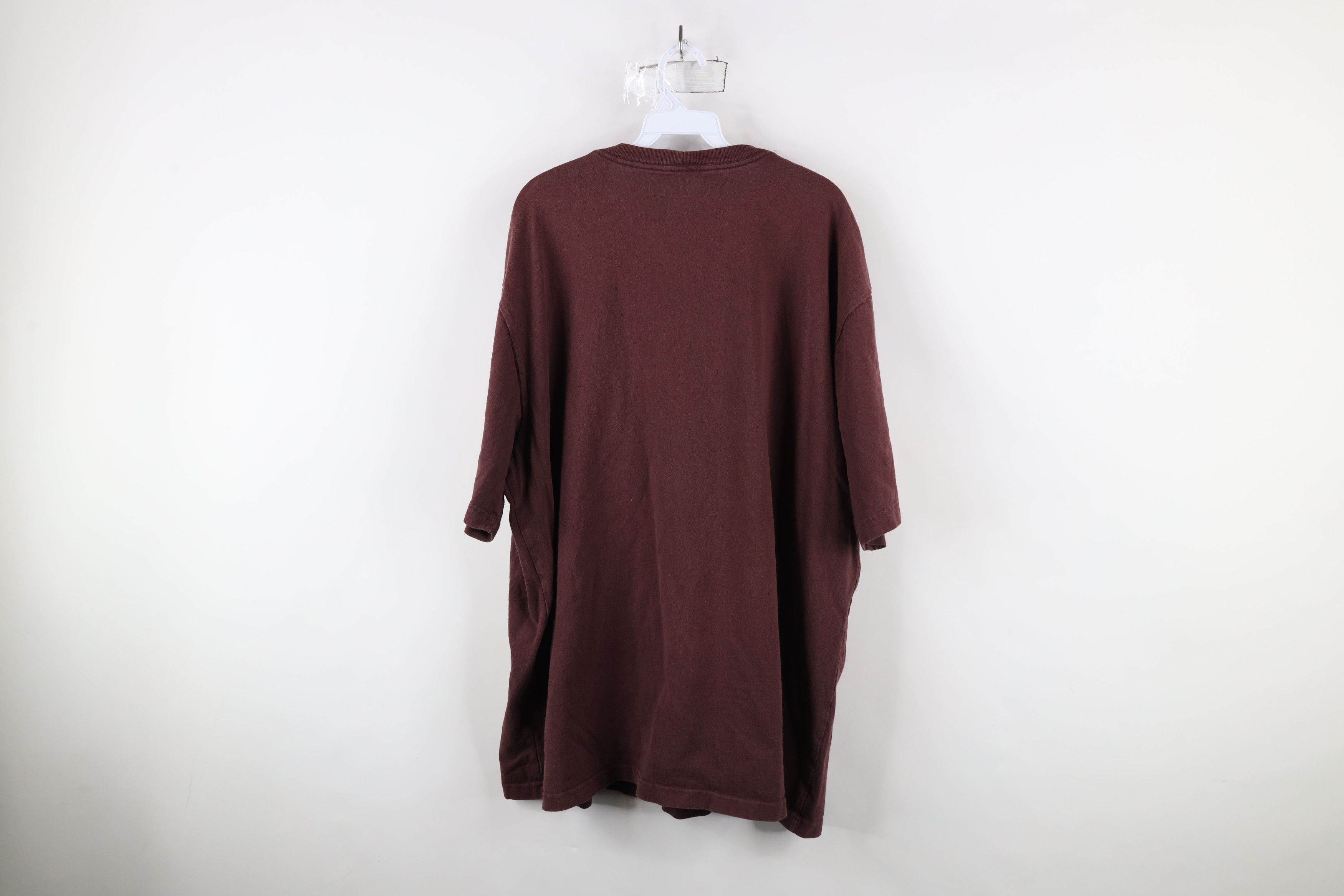 Carhartt × Vintage Vintage Carhartt Spell Short Sleeve Pocket T-Shirt Burgundy Size US XXL / EU 58 / 5 - 11 Thumbnail
