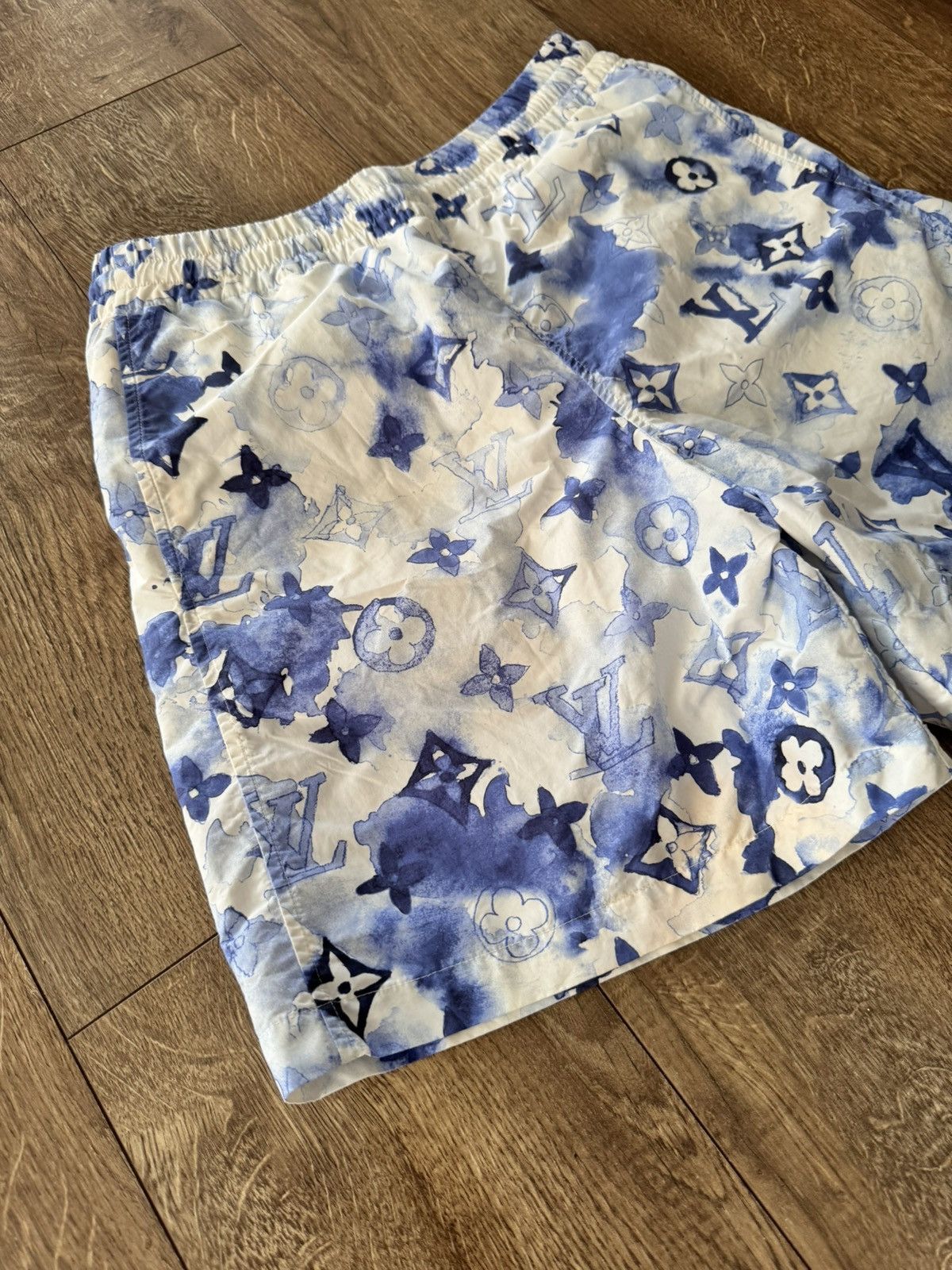 Louis Vuitton Louis Vuitton Size US 31 - 2 Thumbnail