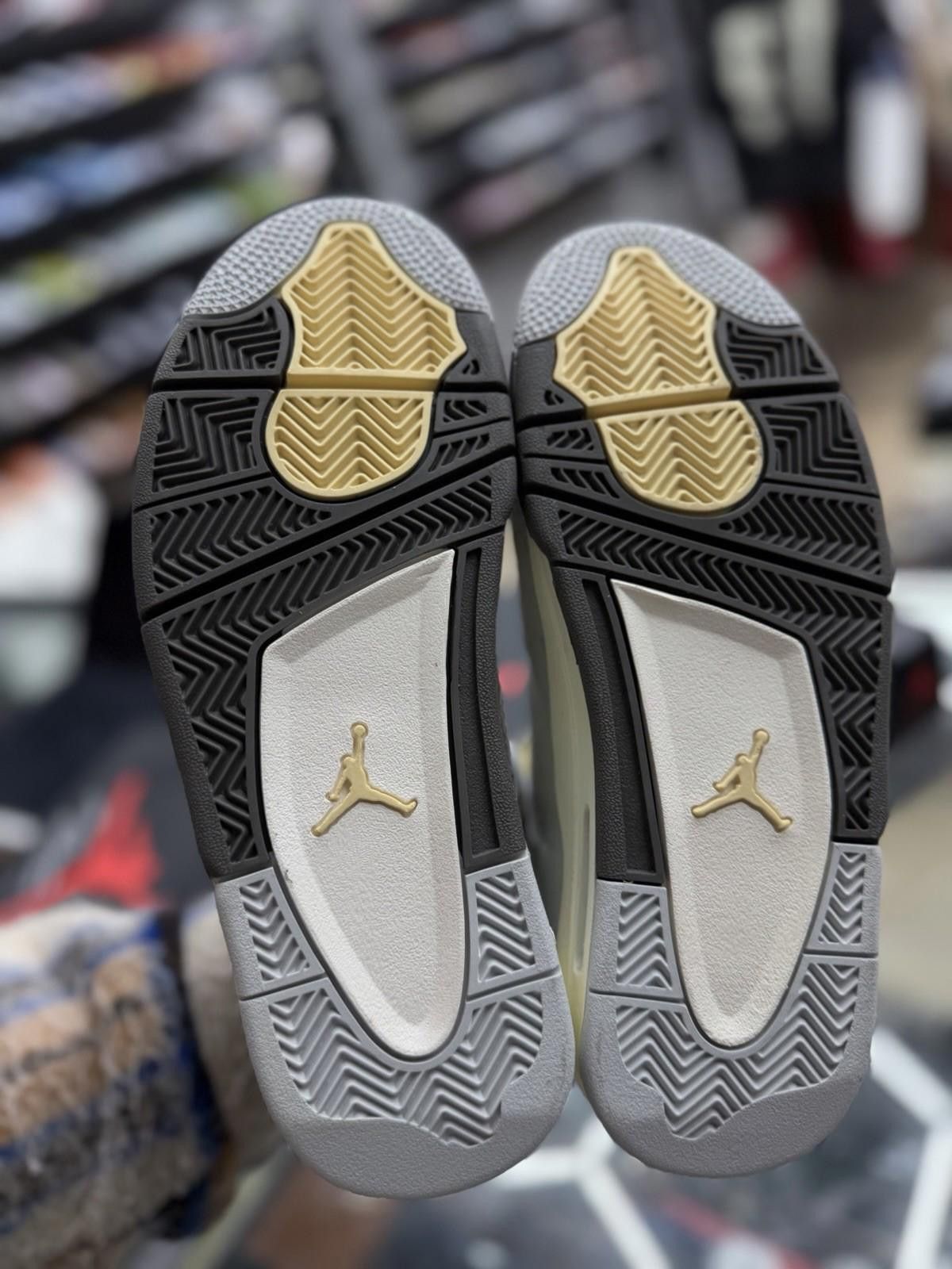 Jordan Brand Air Jordan 4 Retro SE Craft Photon Dust (GS) 6.5Y Size US 6.5 / EU 39-40 - 11 Thumbnail