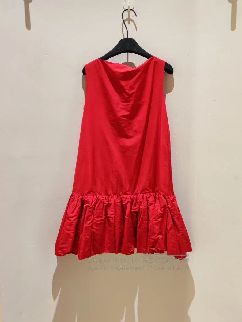 Valentino Valentino Red sleeveless pleated dress Size S / US 4 / IT 40 - 2 Thumbnail