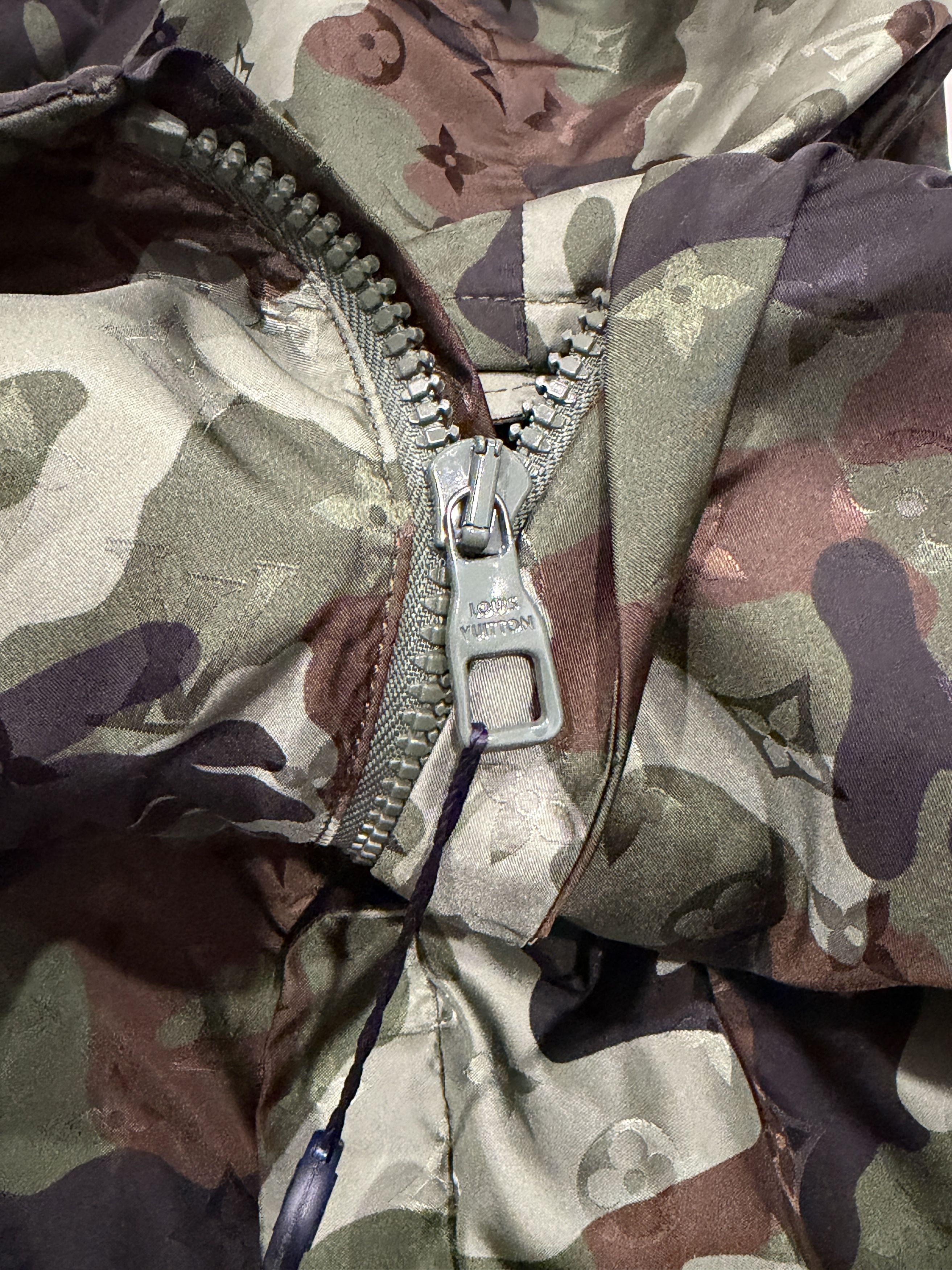 Louis Vuitton Louis Vuitton Green Camo Monogram Windbreaker Size US M / EU 48-50 / 2 - 3 Thumbnail