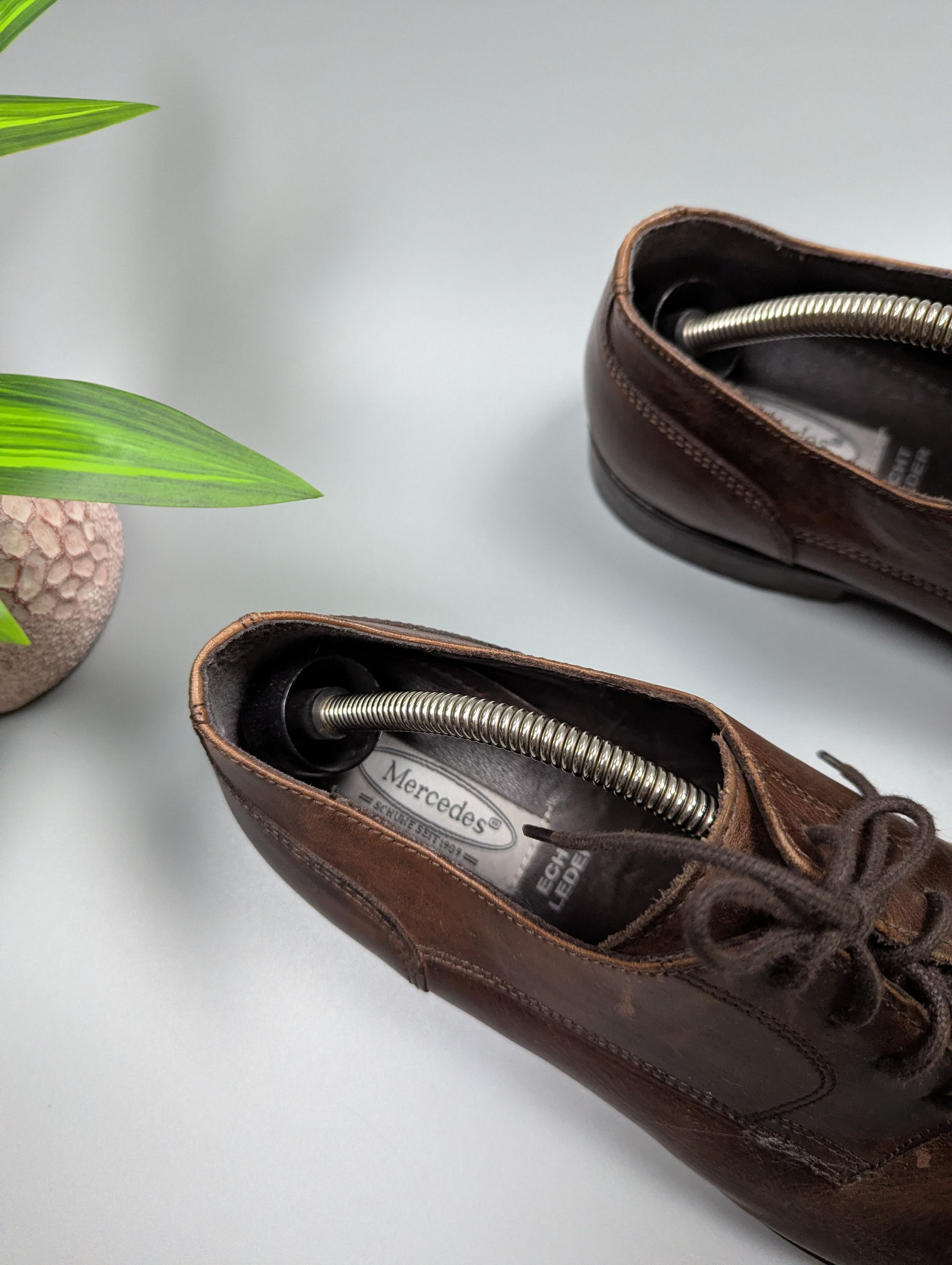 Mercedes-Benz Rare Vintage Mercedes-Benz Oxford Dress Shoes EU 43 Size US 9.5 / EU 42-43 - 4 Thumbnail