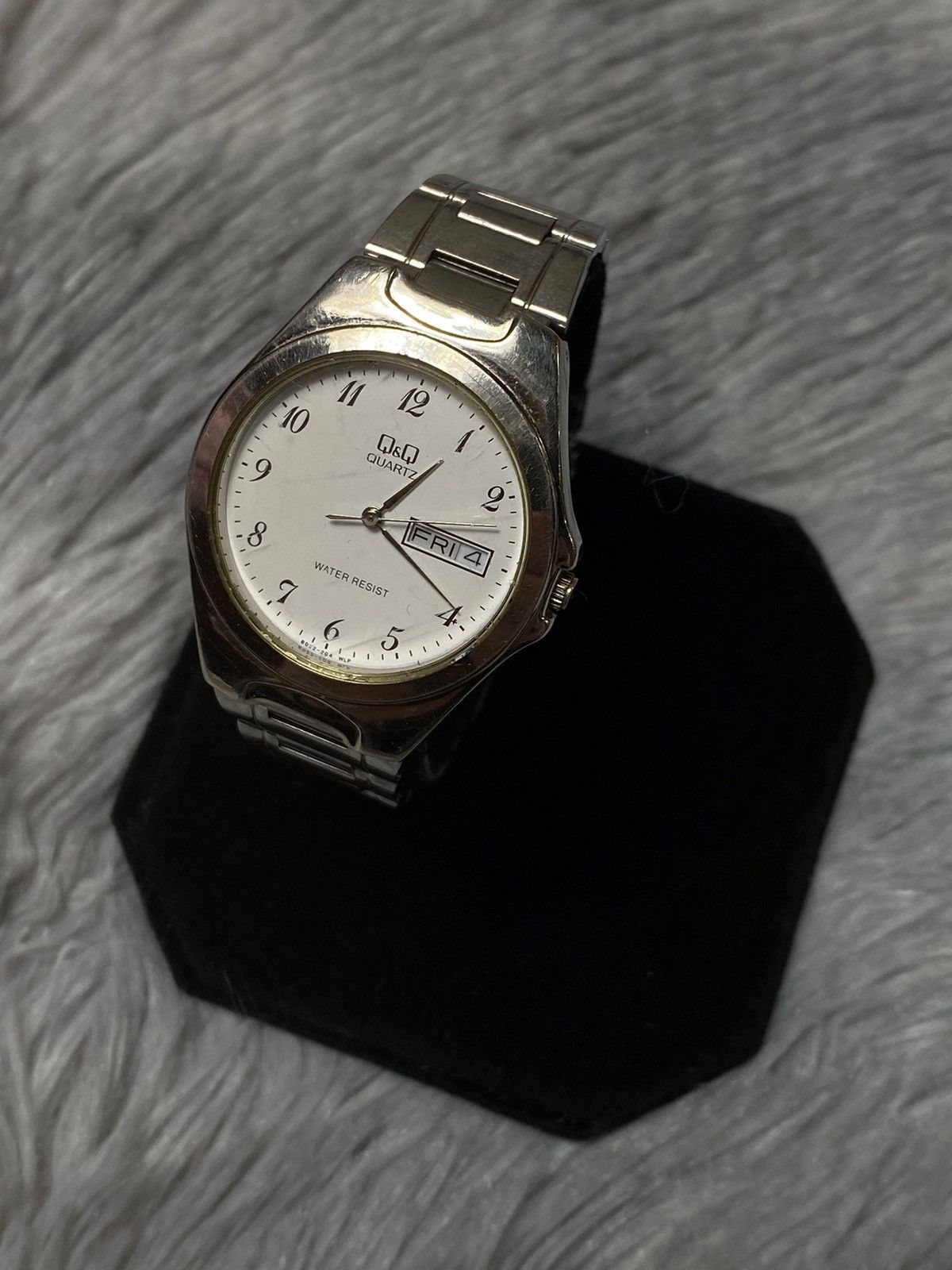Classic Stainless Steel Watch Q&Q Japanese Brand