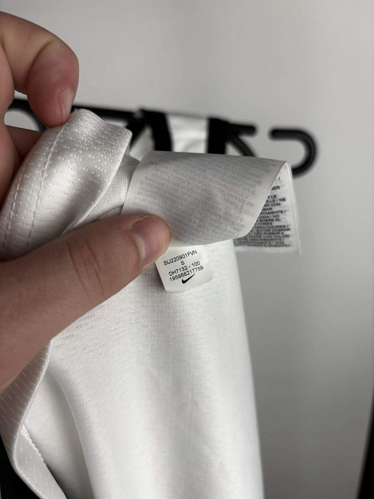 Nike Nike big swoosh oversized tank tops size S Size US S / EU 44-46 / 1 - 3 Thumbnail
