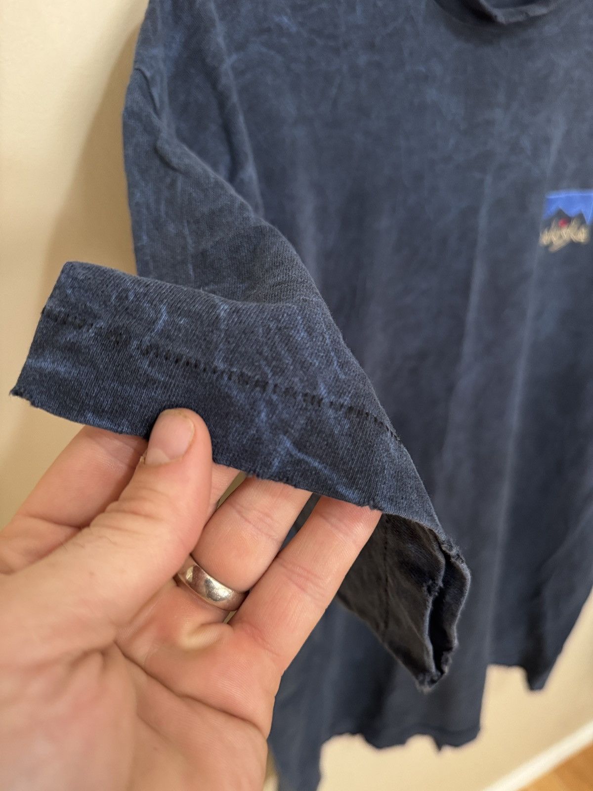 Fruit Of The Loom 90s Single Stitch Nakiska Ski Tshirt Size US XXL / EU 58 / 5 - 4 Thumbnail