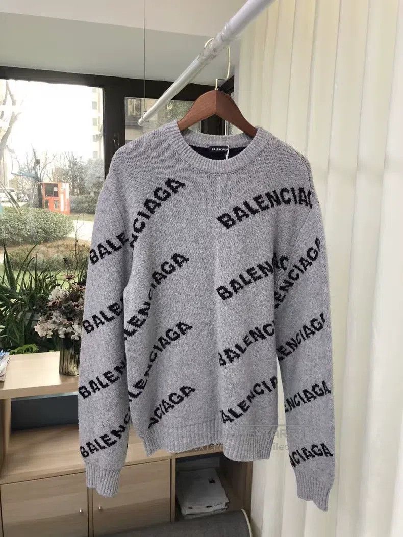 Balenciaga Balenciaga Gray Logo Knit Sweater, M Size Size US M / EU 48-50 / 2 - 2 Thumbnail