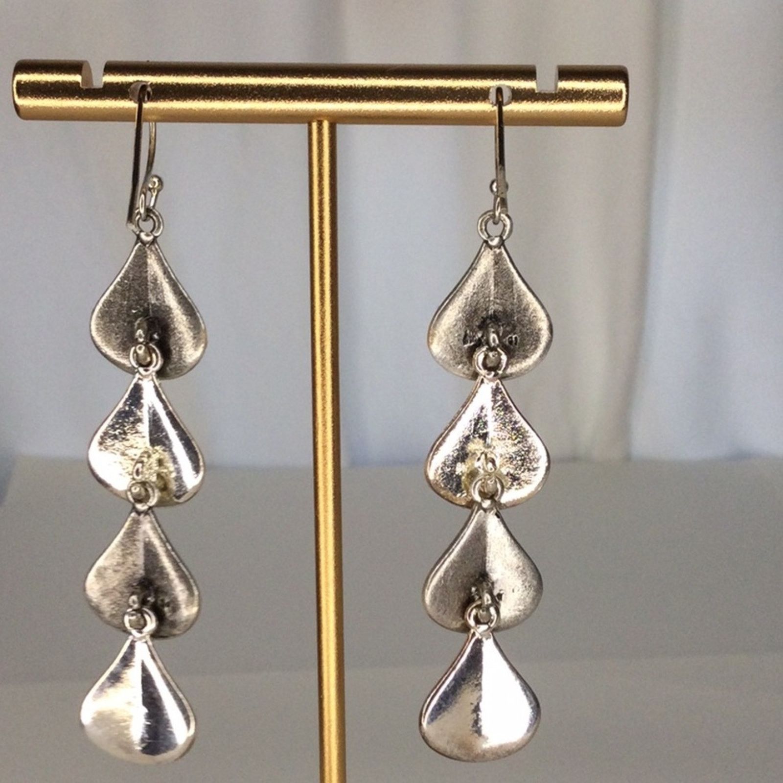 Other Retro Waterfall Cascade Teardrop Silver Tone Earrings Size ONE SIZE - 7 Thumbnail