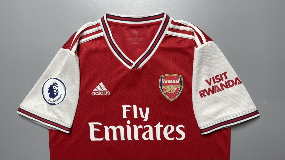 Vintage ARSENAL ADIDAS 2019/2020 FOOTBALL HOME JERSEY #10 OZIL Size US M / EU 48-50 / 2 - 3 Thumbnail