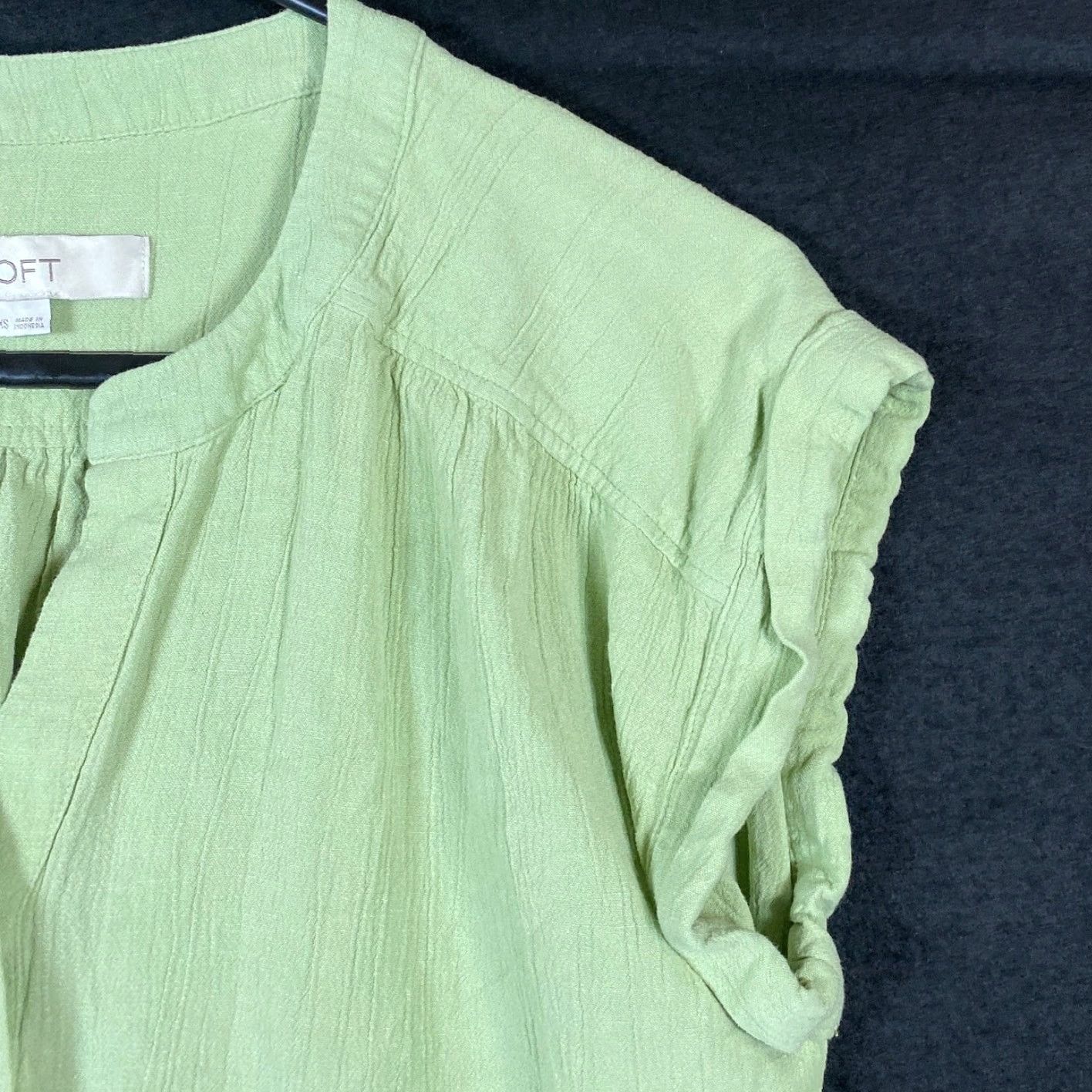 Loft LOFT Womens Blouse Green Cap Sleeve Button Down VNeck Linen Blend Stretch XS Size XS / US 0-2 / IT 36-38 - 4 Thumbnail