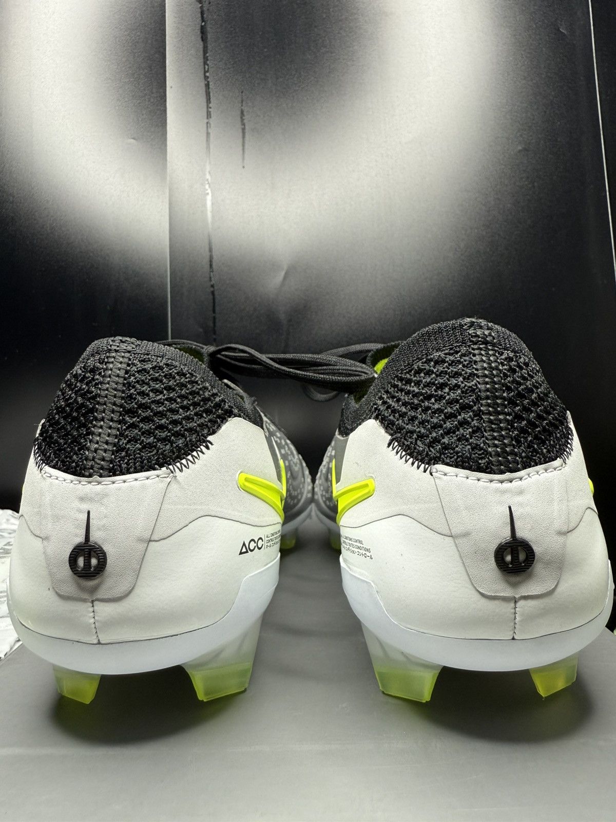 Nike Nike Tiempo Legend 10 Elite Size US 7.5 / EU 40-41 - 3 Thumbnail