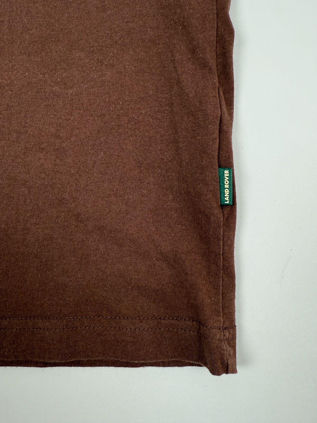 Vintage 2000 Vintage Land Rover G4 Trek Graphic Brown Boxy Tee Size US M / EU 48-50 / 2 - 6 Thumbnail