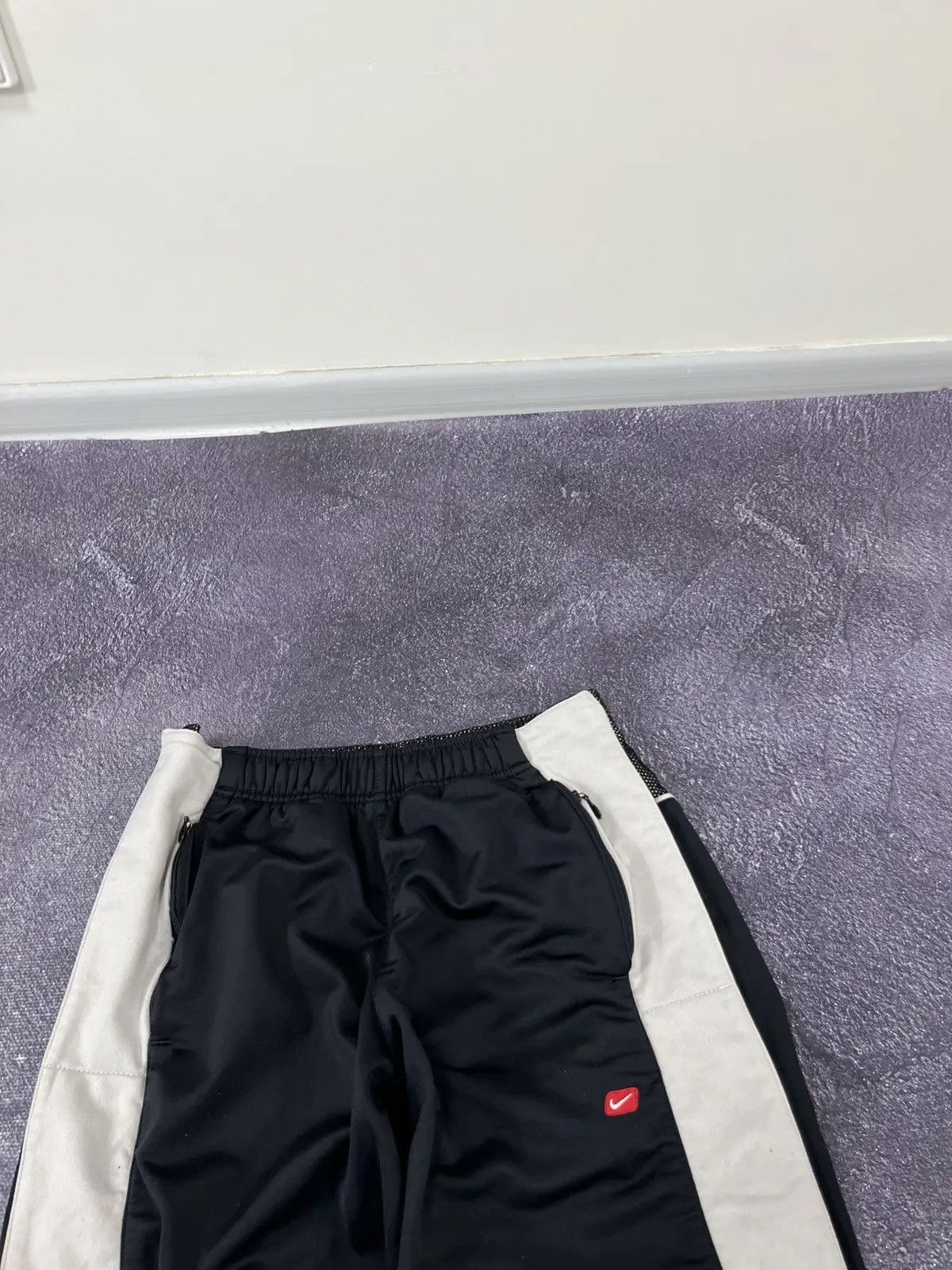 Nike × Vintage Vintage Nike Y2K Side Buttons Retro Hype Sweatpants Trousers Size US 30 / EU 46 - 7 Thumbnail