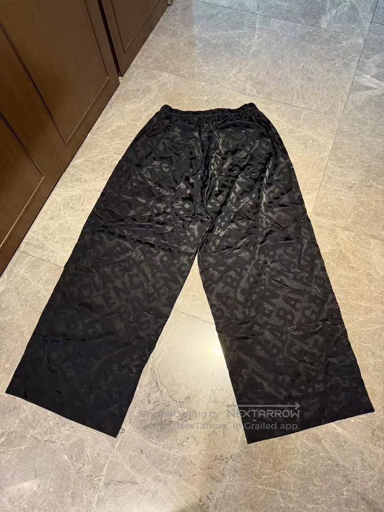Balenciaga Balenciaga Printed Dark Pattern Logo Silk Wide Leg Trouser Size US 30 / EU 46 - 1 Thumbnail