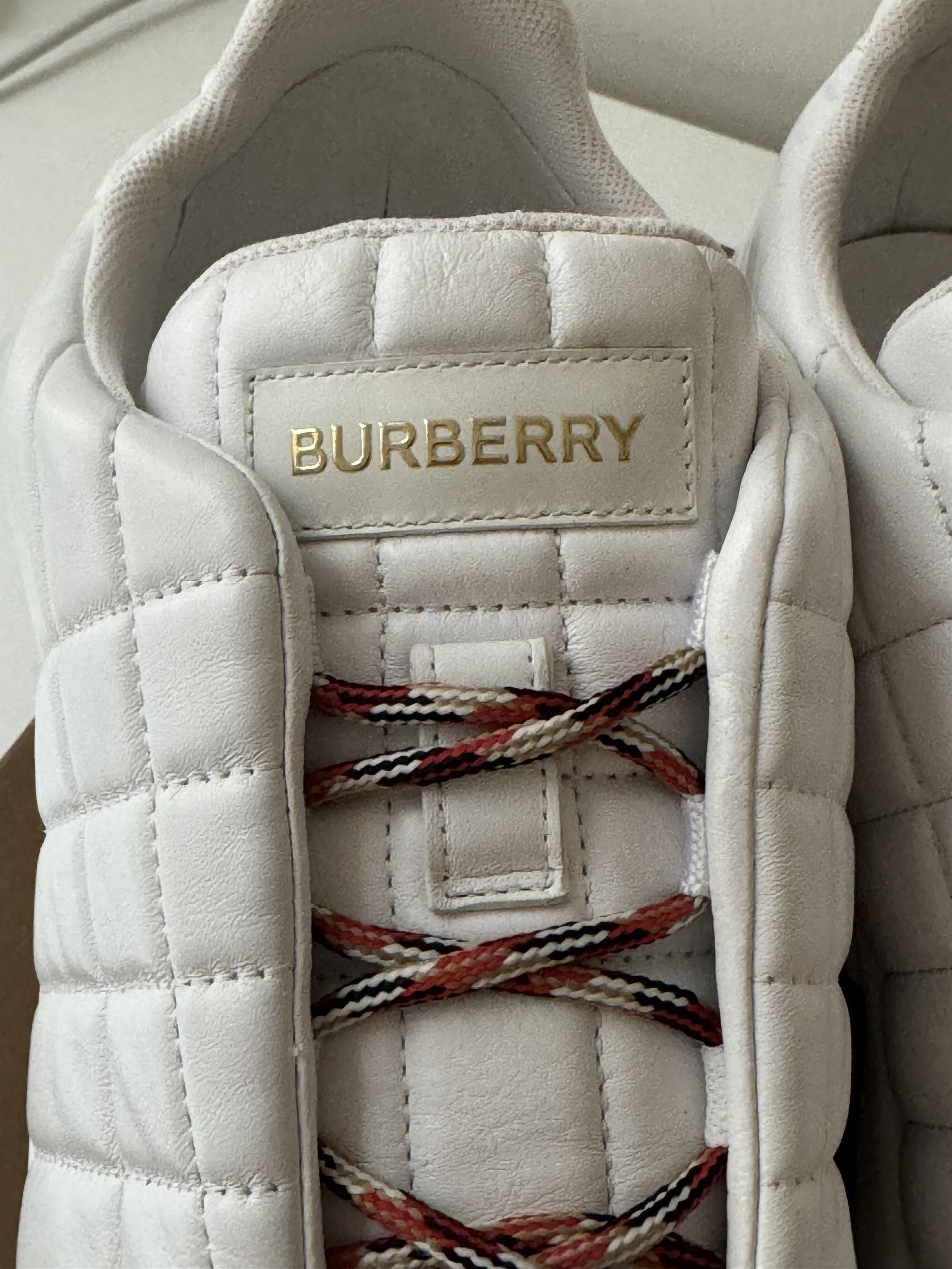 Burberry Size 45 - Burberry Quilted White Sneakers axburton Size US 12 / EU 45 - 5 Thumbnail