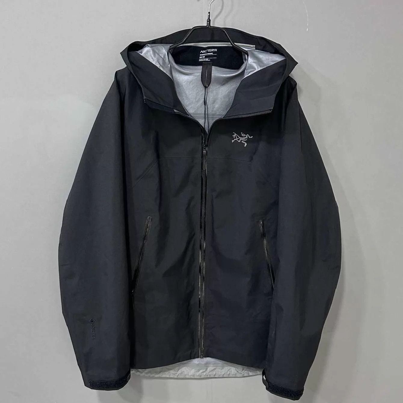 Arc'teryx Arc'teryx Black Beta Jacket M Size M / US 6-8 / IT 42-44 - 1 Thumbnail