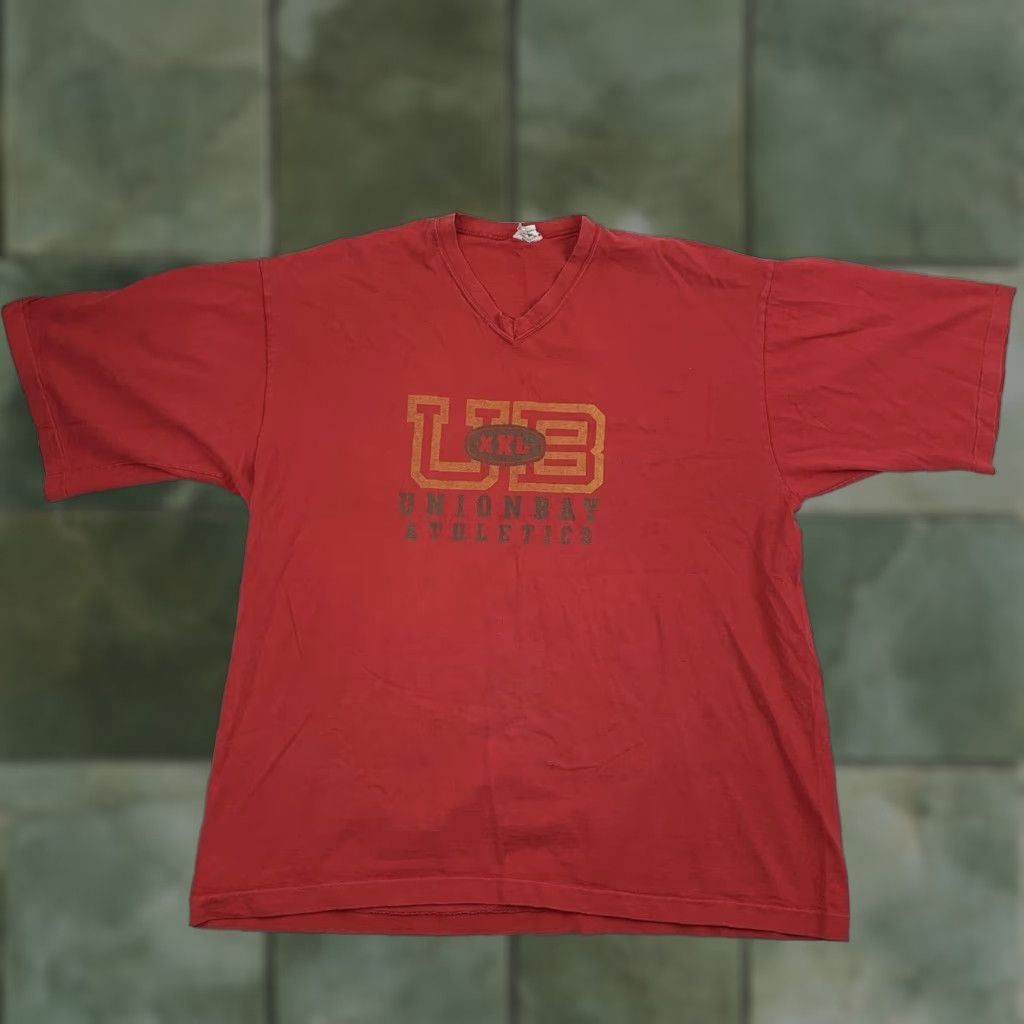 Vintage VINTAGE UNIONBAY Shirt Adult Medium Red V Neck 90s Grunge Surfing Athletics Y2K Mens Size US M / EU 48-50 / 2 - 1 Thumbnail