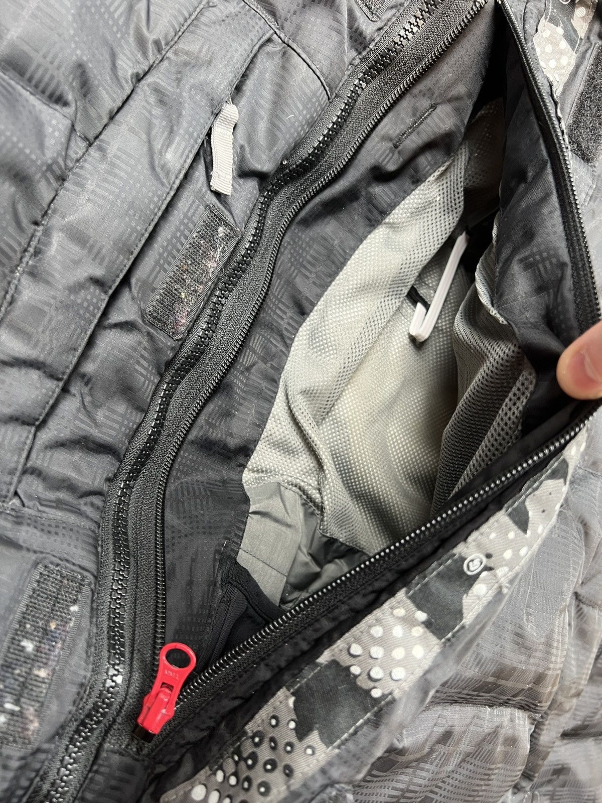 Burton Burton Motorola Audex Down Jacket (Y0209) Size US L / EU 52-54 / 3 - 5 Thumbnail