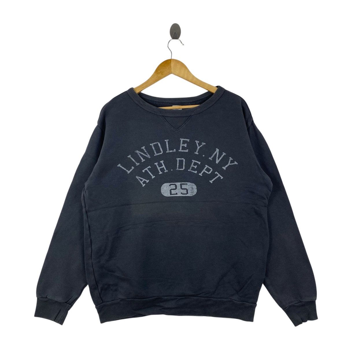Japanese Brand Lab Works Vintage Lindley NY Ath Dept Sweatshirt Navy L Size US L / EU 52-54 / 3 - 1 Thumbnail