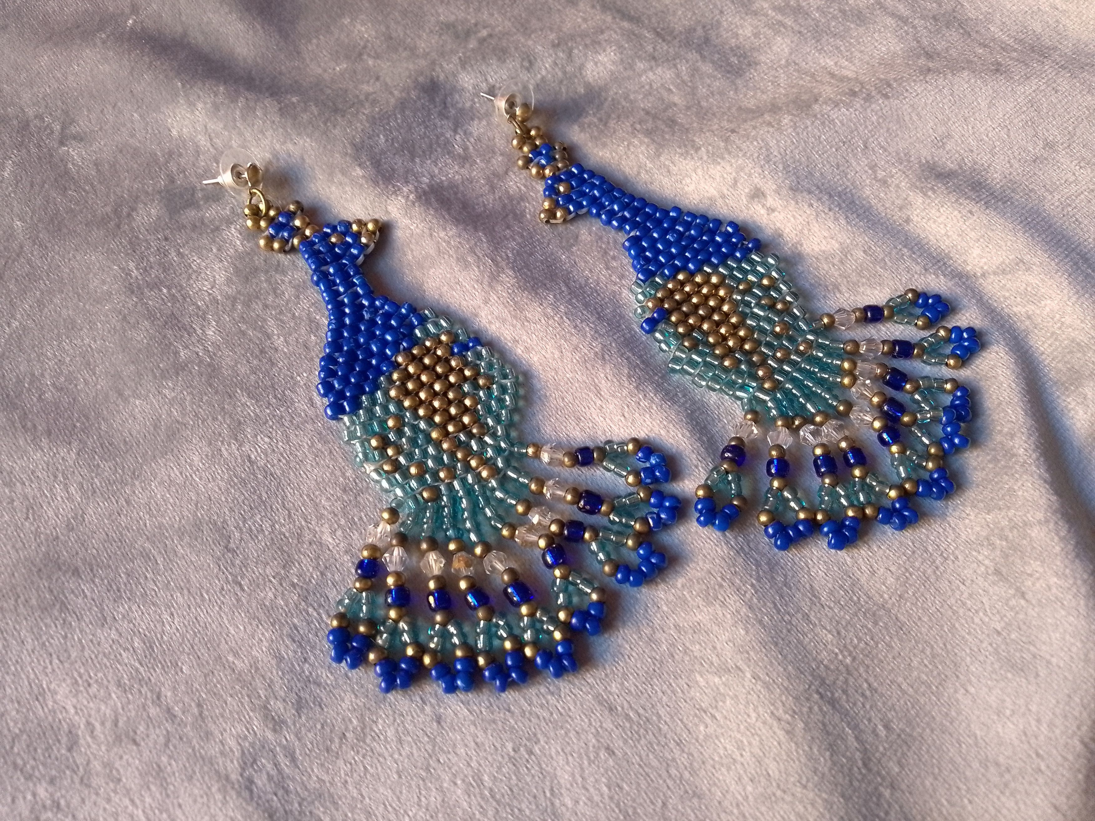 Handmade Earrings Long Beaded Peacock Blue Crystal Elegant Size ONE SIZE - 3 Thumbnail