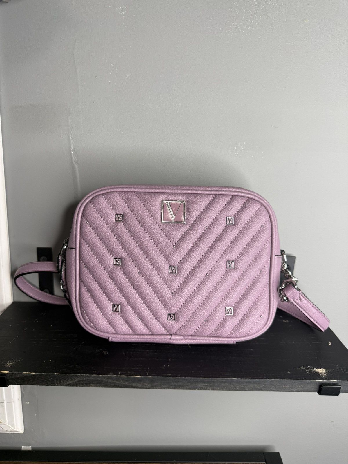 Victoria's Secret Victoria's Secret Lavender Quilted Crossbody Bag with Silver Size ONE SIZE - 1 Thumbnail