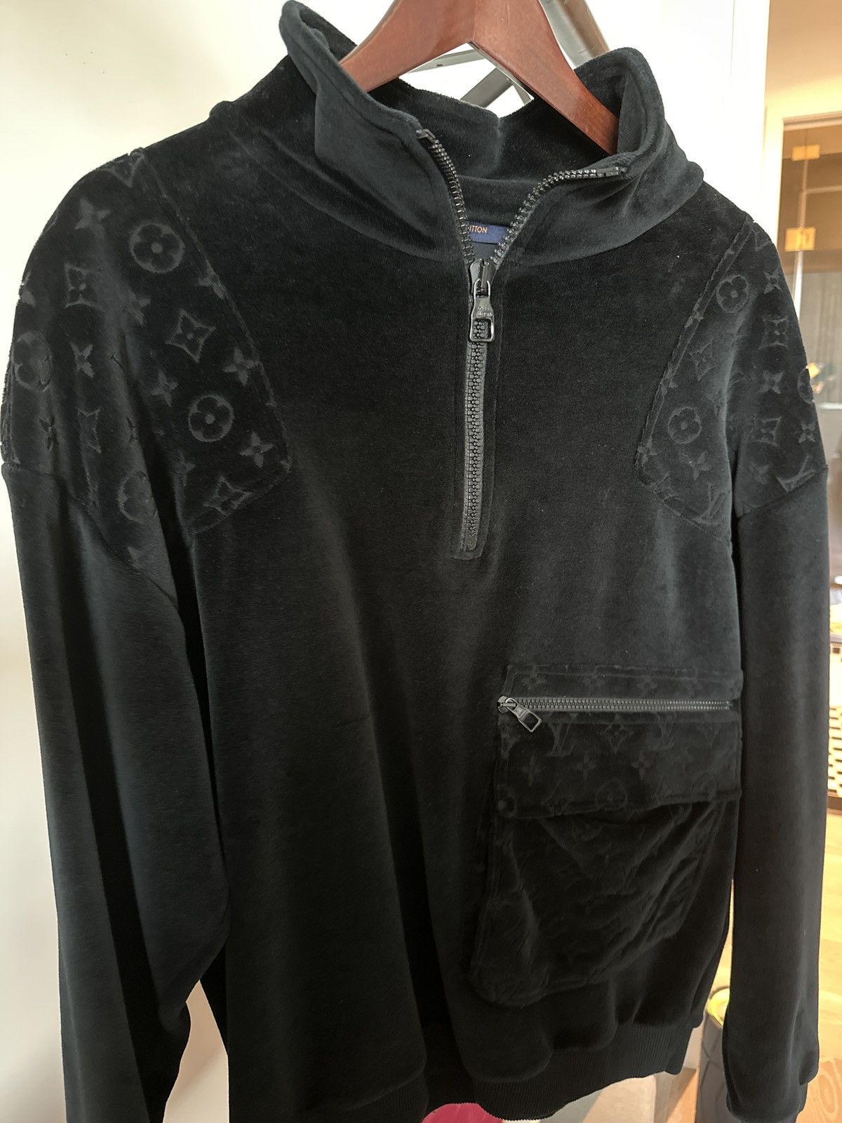 Louis Vuitton Louis Vuitton x Virgil Abloh velour cargo Quarter Zip Size US M / EU 48-50 / 2 - 13 Thumbnail