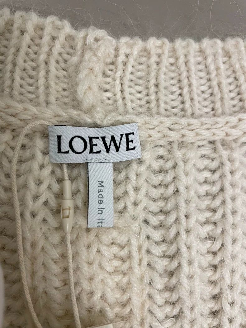 Loewe LOEWE Beige alpaca V-neck sweater dress XS Size XS / US 0-2 / IT 36-38 - 3 Thumbnail