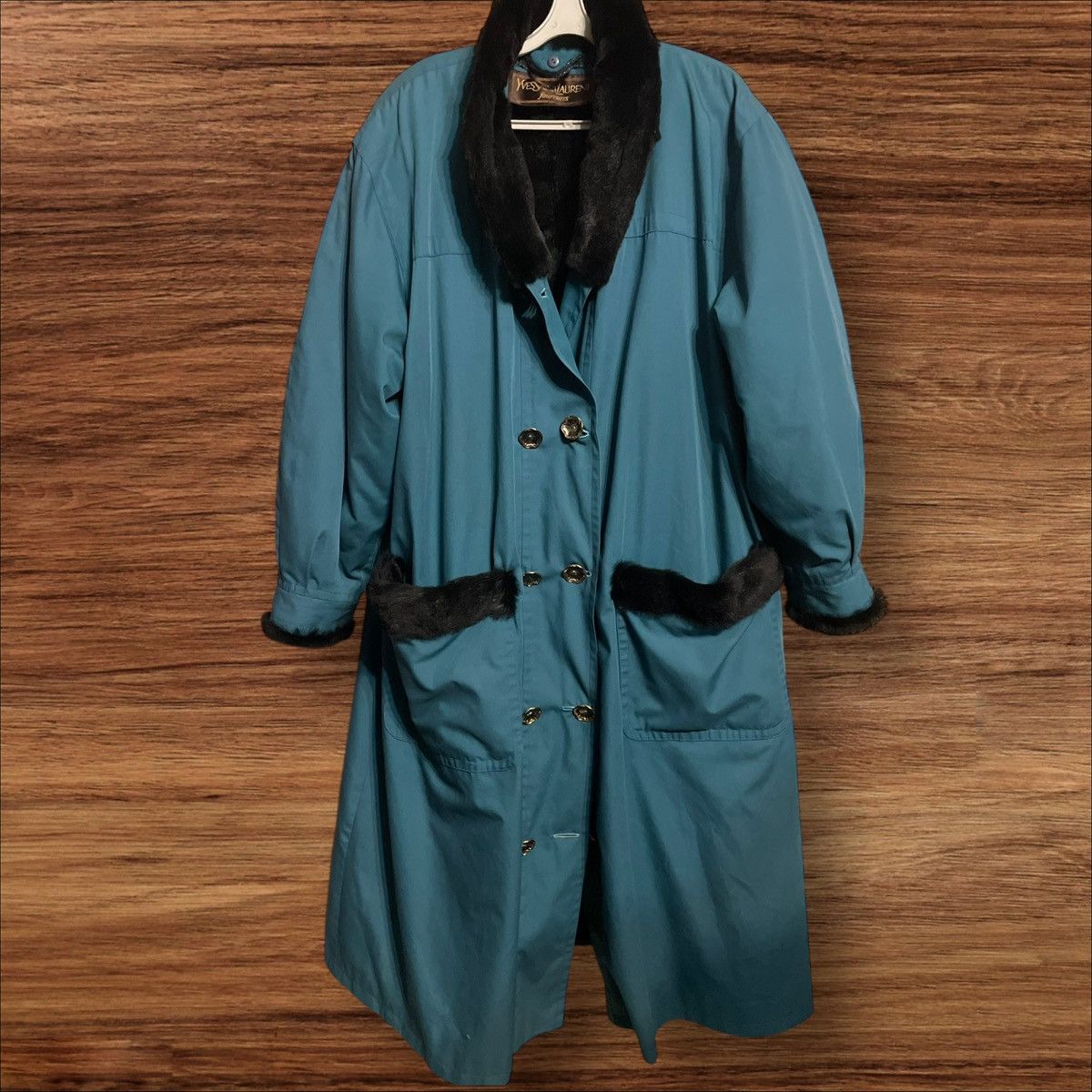 Yves Saint Laurent Yves Saint Lauren vintage 90s fur trench luxury Size XXL / US 16-18 / IT 52-54 - 1 Thumbnail