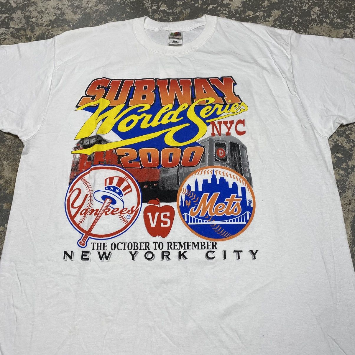 MLB × New York Yankees × Vintage Vintage Subway World Series 2000 Yankees Vs Mets NYC Tshirt Size US XXL / EU 58 / 5 - 10 Thumbnail
