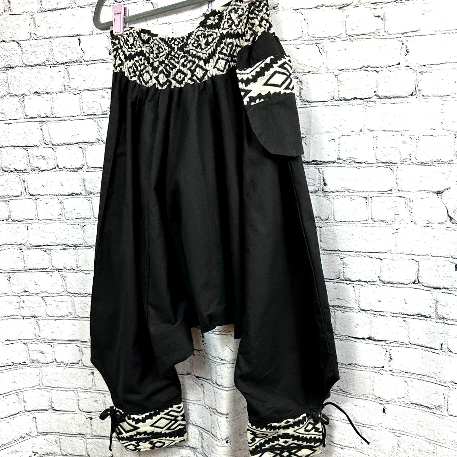 Other Wer bist du? Harem Pants Patterned Cuffs Black OS Size 29" - 9 Thumbnail