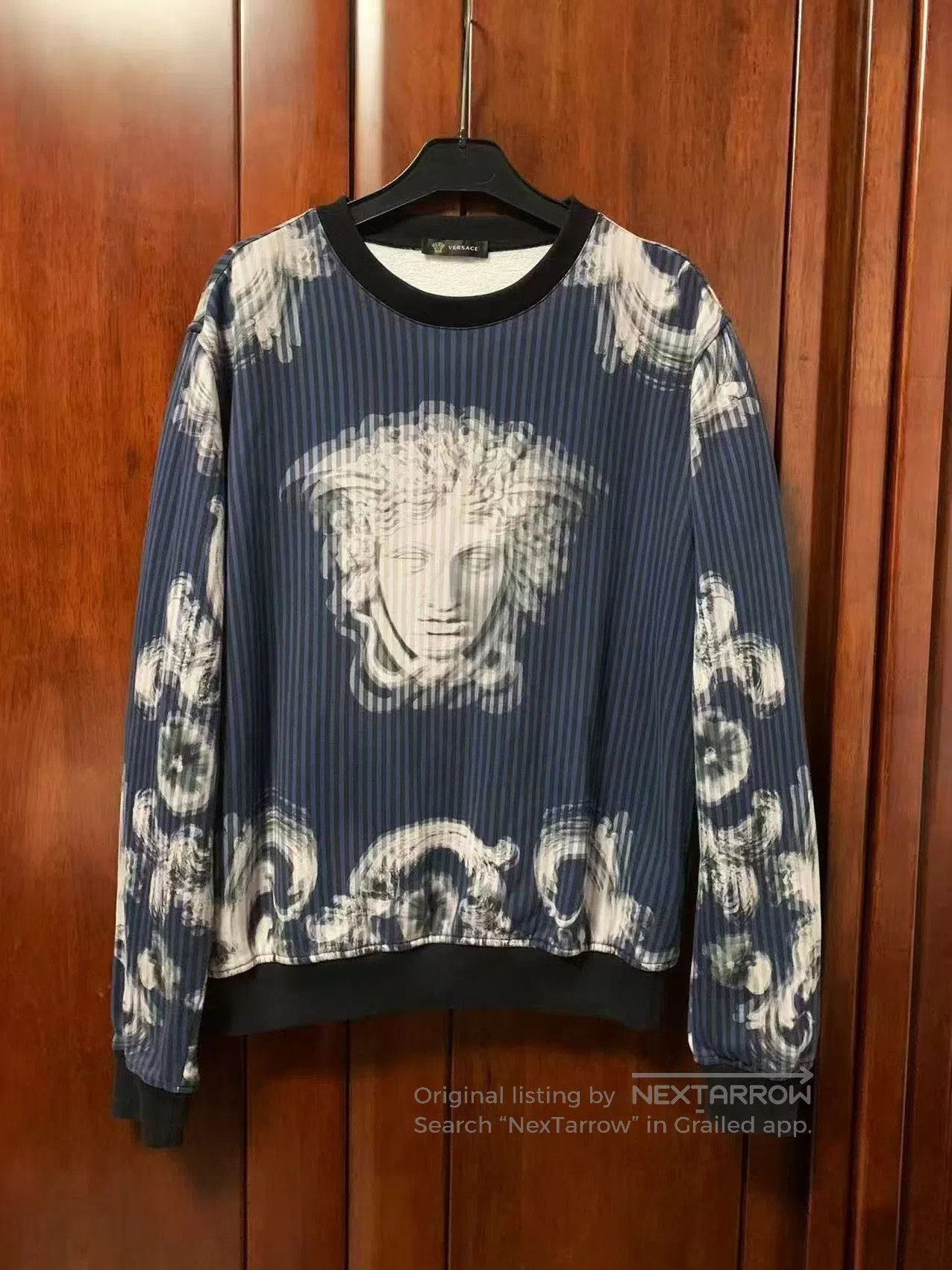 Versace Versace Men's Medusa Print Sweatshirt. Size US L / EU 52-54 / 3 - 1 Thumbnail