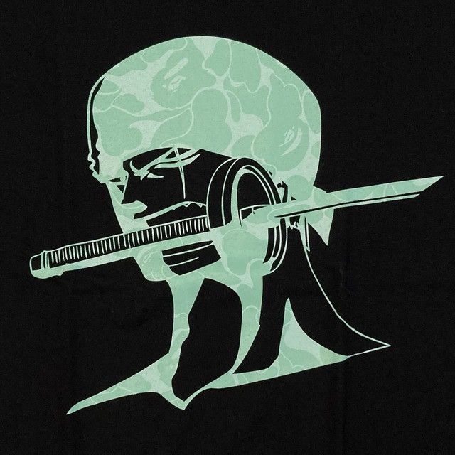 Bape One Piece × BAPE CAMO Zoro T-shirt a bathing ape Size US M / EU 48-50 / 2 - 2 Thumbnail
