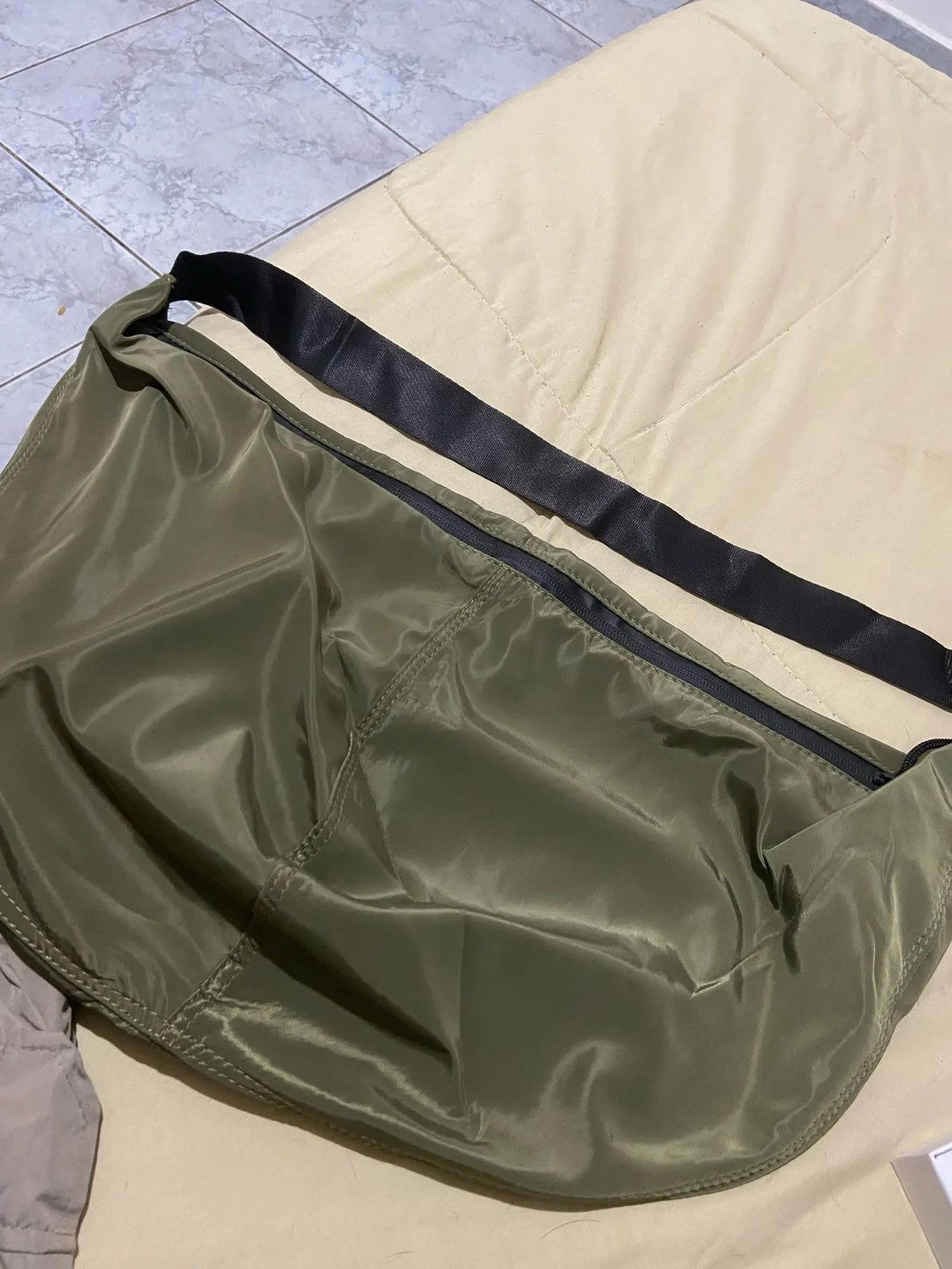 Designer Shoulder Nylon Roomy Bag Japanese Harajuku style Zipper Size ONE SIZE - 7 Thumbnail