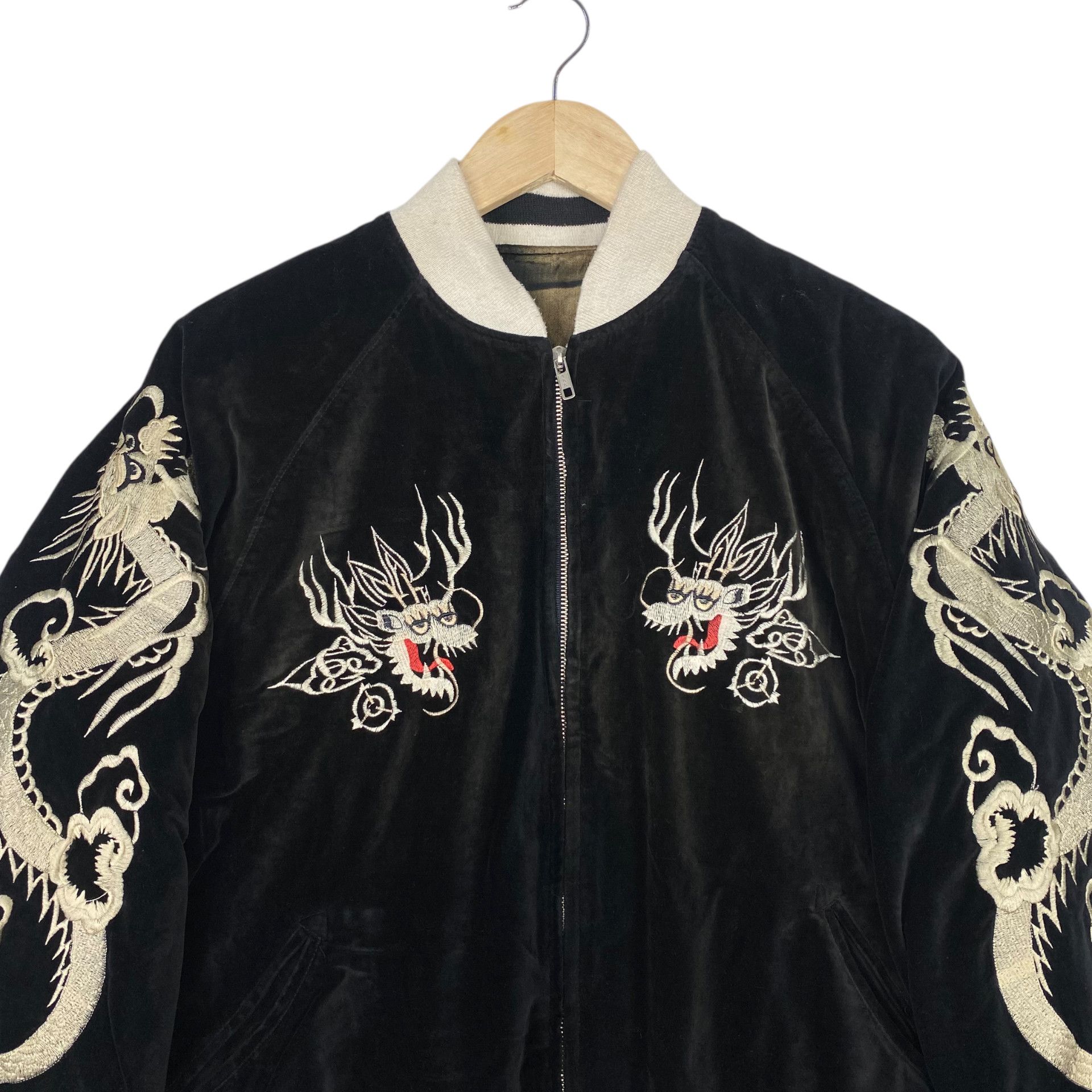 Toyo Enterprises 💥 VINTAGE DRAGON SUKAJAN VELVET JACKET Size US M / EU 48-50 / 2 - 4 Thumbnail