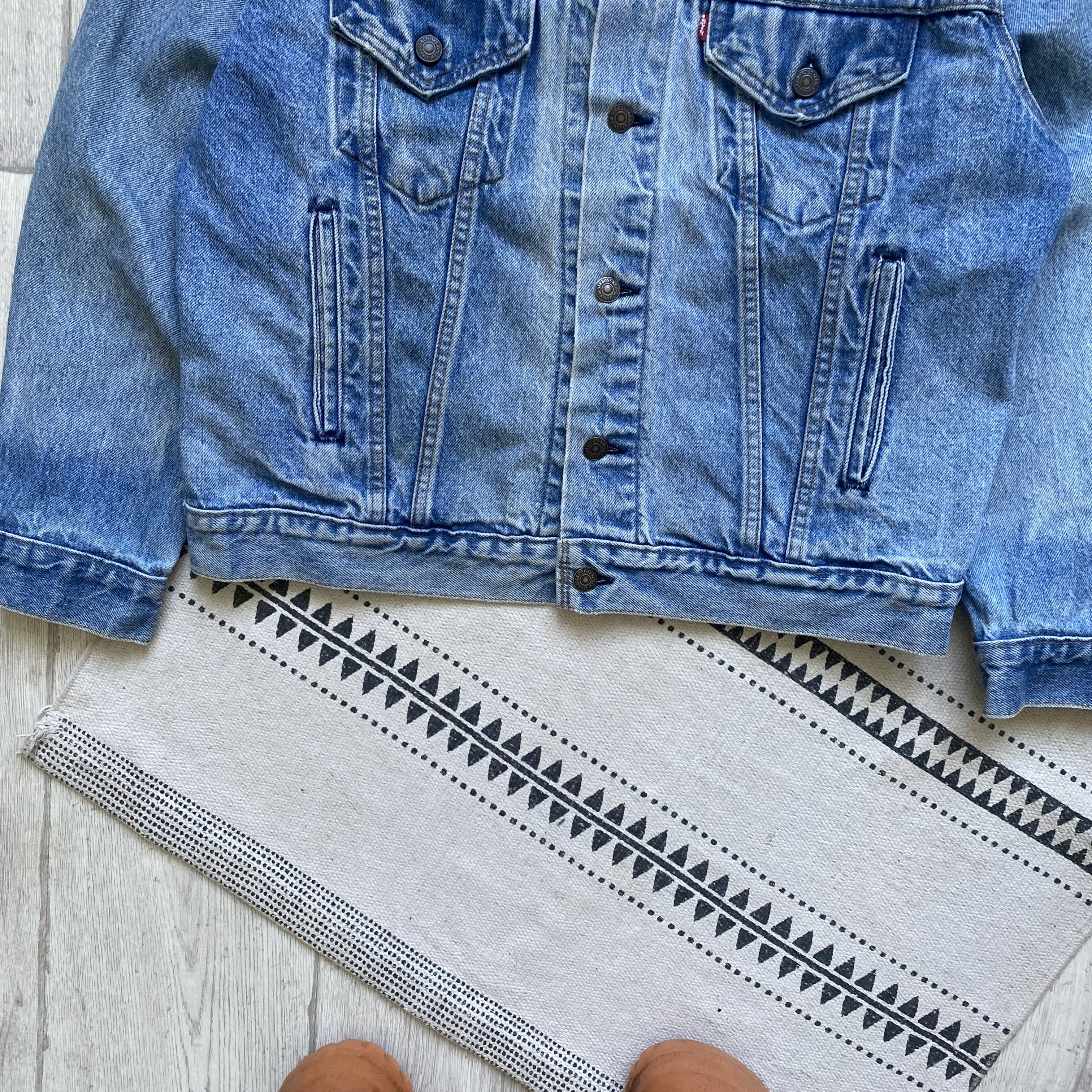 Levi's Vintage Clothing Vintage 80-90s Faded Levis denim jacket Made in USA Size US M / EU 48-50 / 2 - 3 Thumbnail