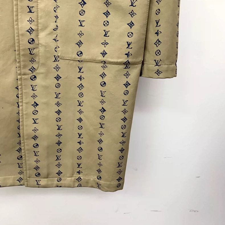Louis Vuitton Louis Vuitton Long Sleeve Coat with Belt -2505 Size US S / EU 44-46 / 1 - 5 Thumbnail
