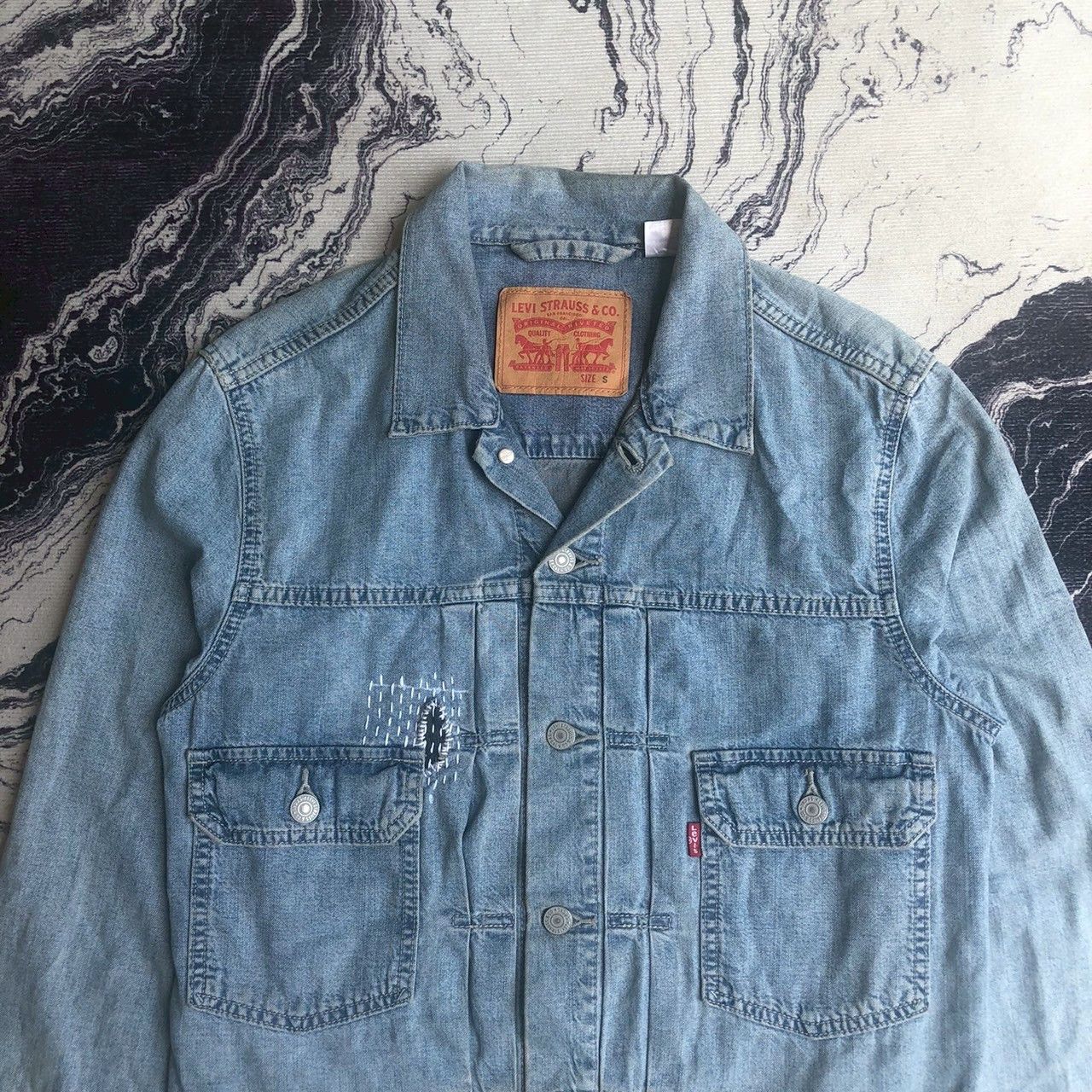 Levi's Levi’s Type 2 Sashiko Boro Repair Denim Trucker Jacket Size US S / EU 44-46 / 1 - 5 Thumbnail