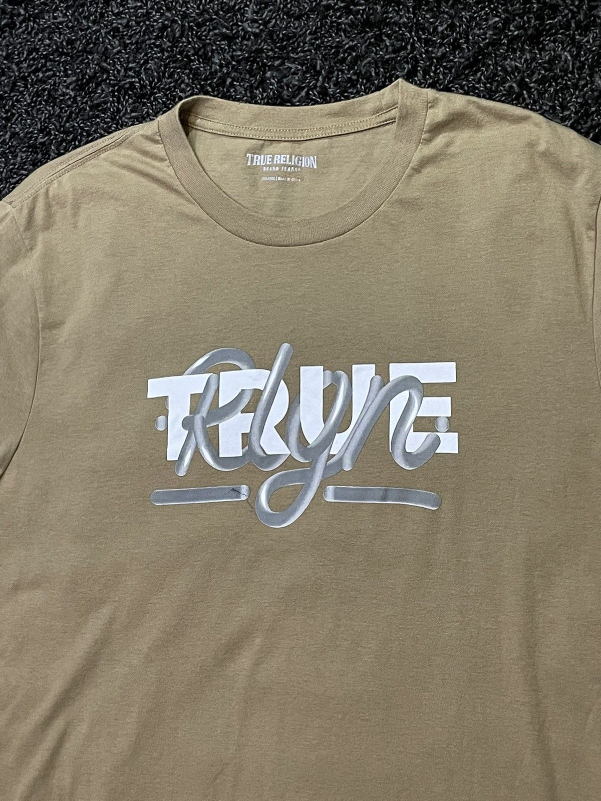 True Religion True Religion t shirt big printed tee Y2K beige big logo Size US L / EU 52-54 / 3 - 2 Thumbnail