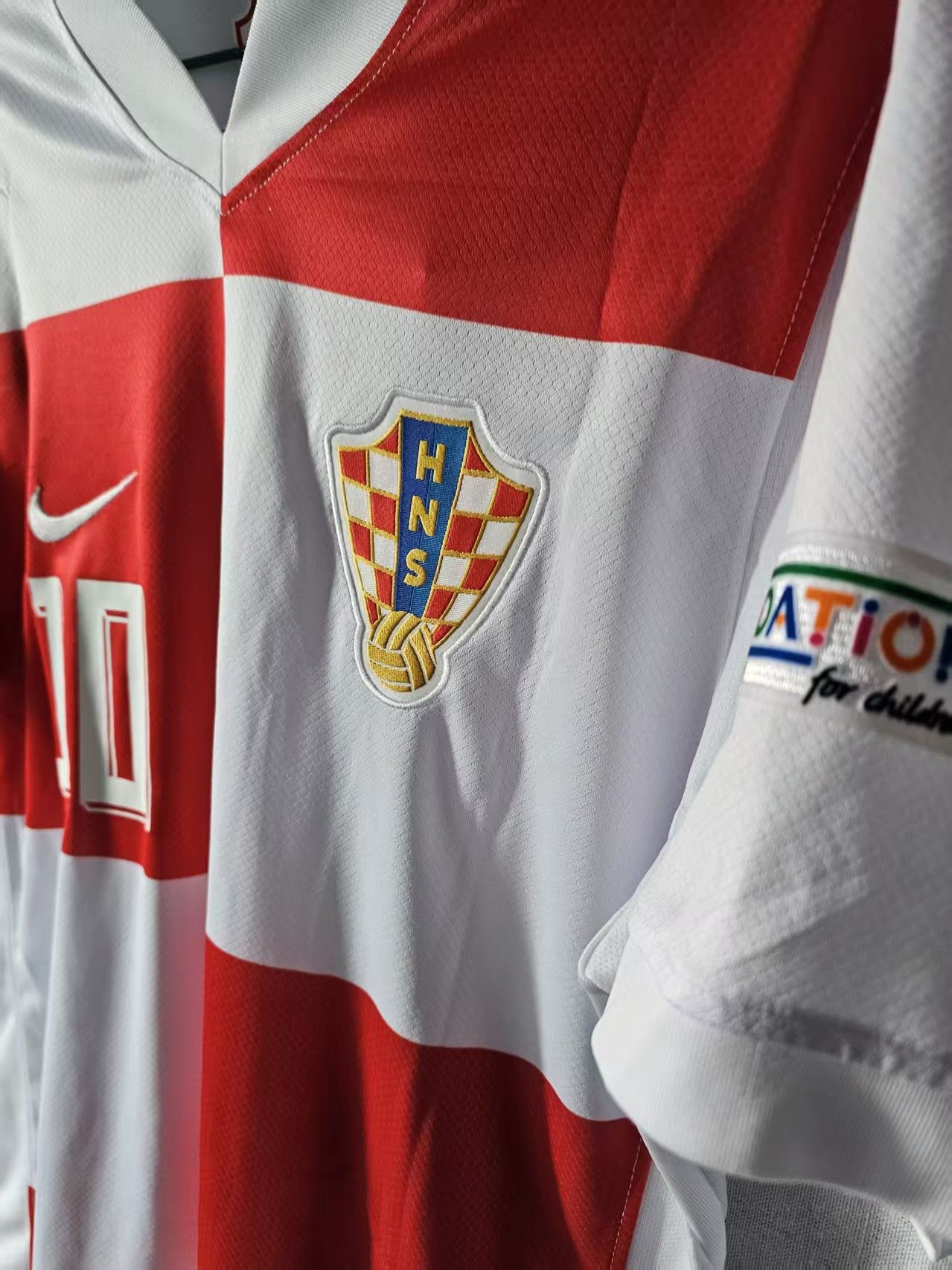 Other 2024 Croatia #10 Luka Modrić Jersey Home S Size US S / EU 44-46 / 1 - 3 Thumbnail