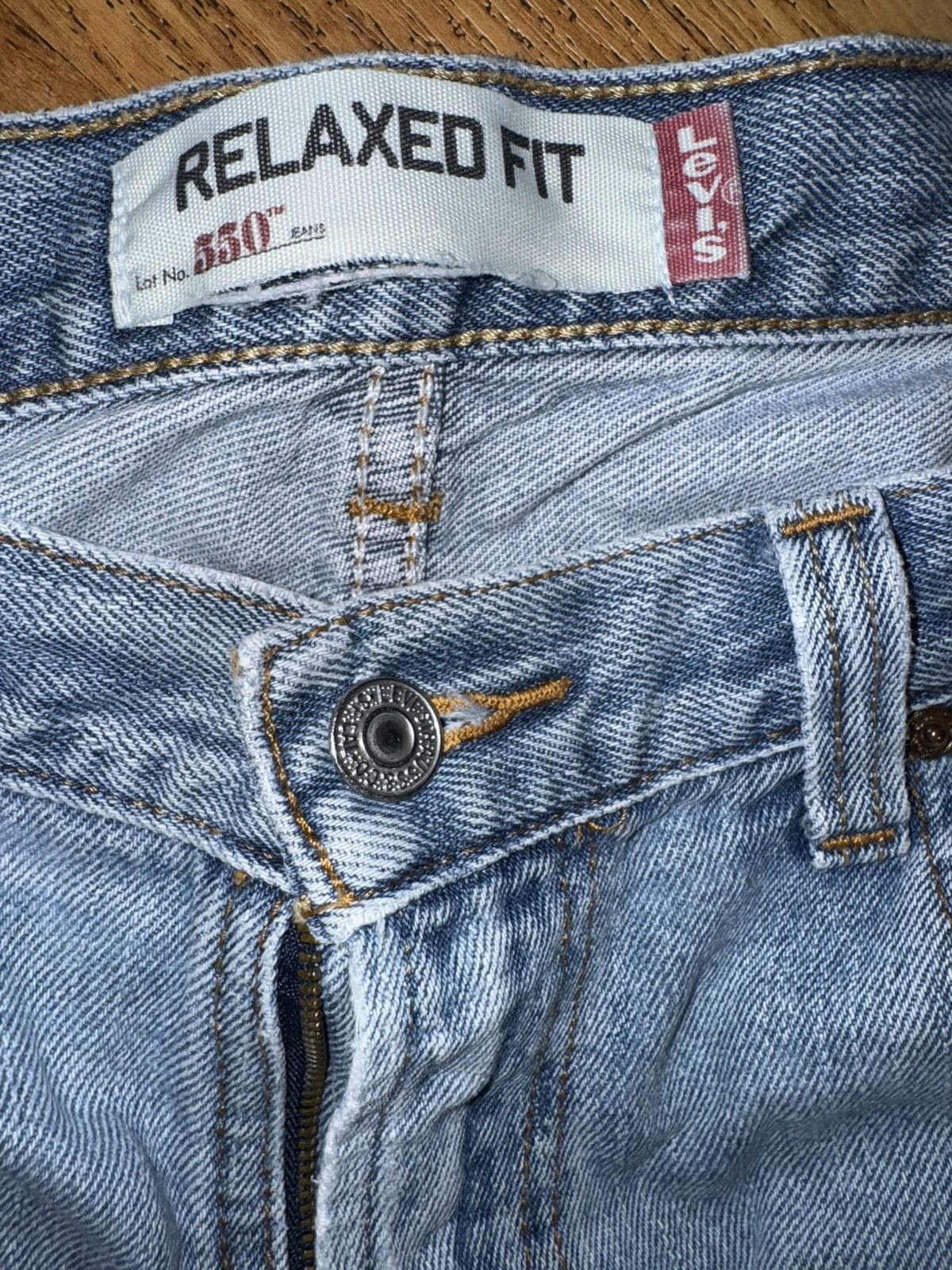 Levi's × Vintage Sick Light Wash Baggy Vintage 90s Denim Jeans x Levi’s 550 Size US 35 - 4 Thumbnail